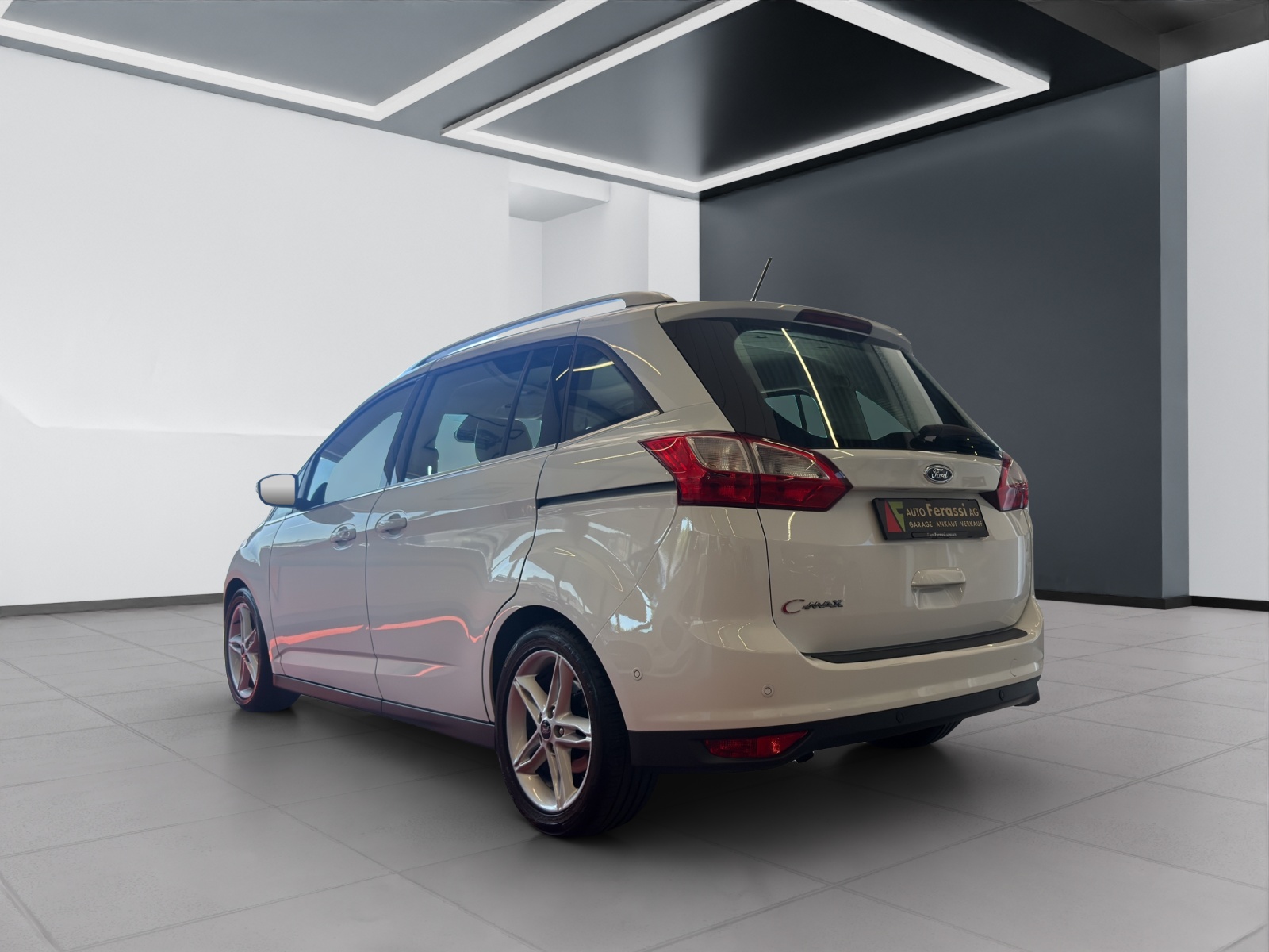 FORD GrC-Max 1.0 SCTi Titanium X-showroom-element-3