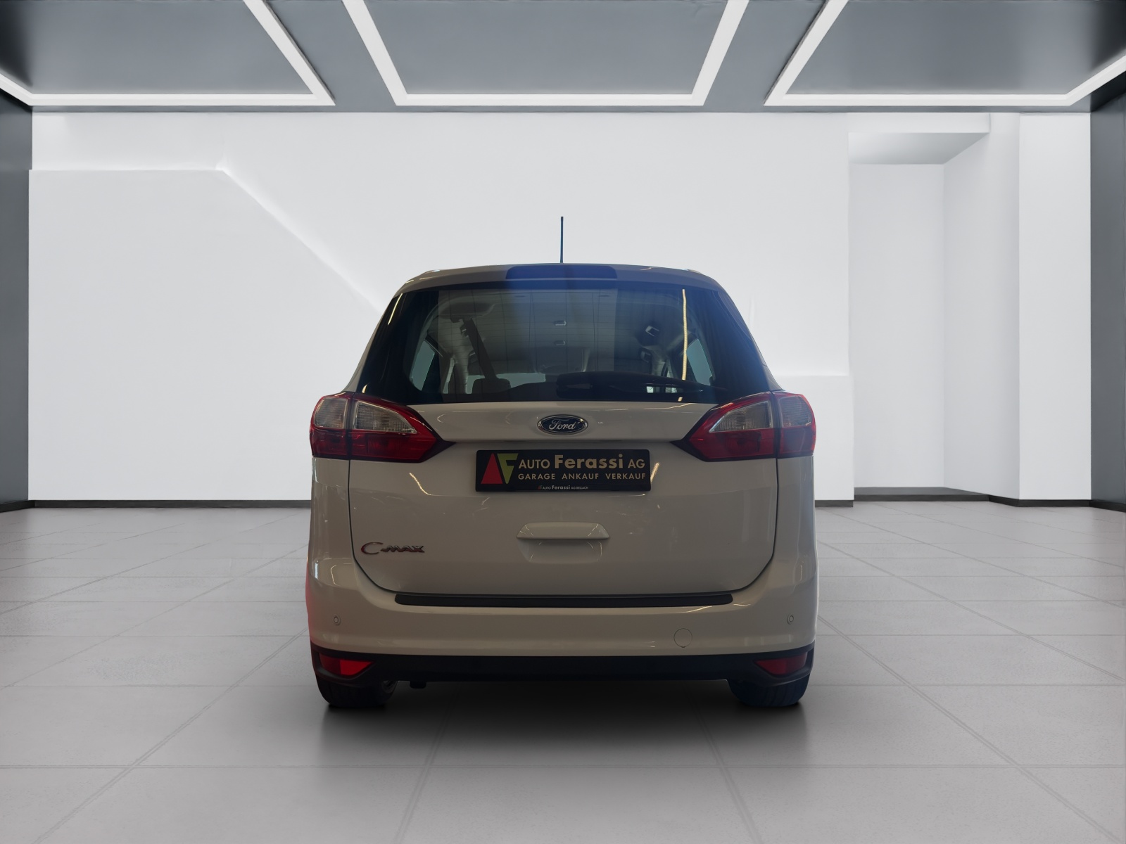 FORD GrC-Max 1.0 SCTi Titanium X-image-4