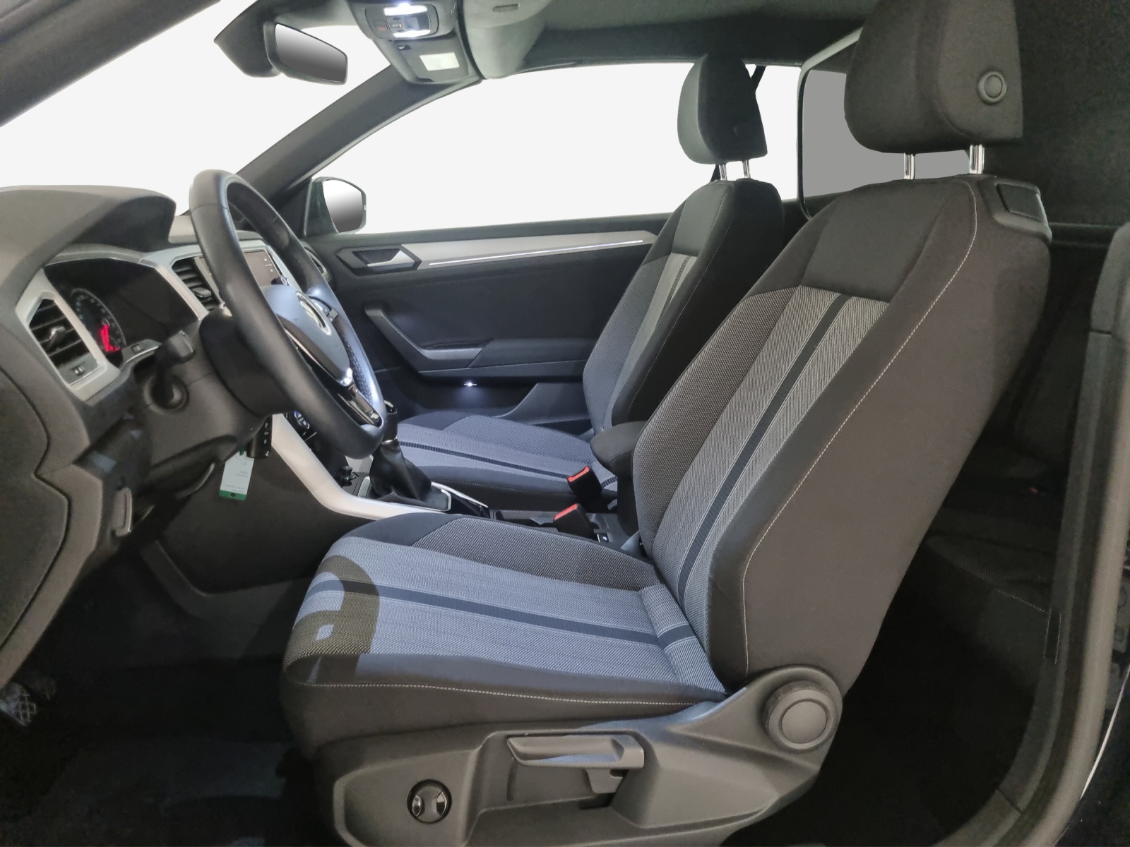 VW T-Roc Cabriolet 1.0 TSI Advance-image-7