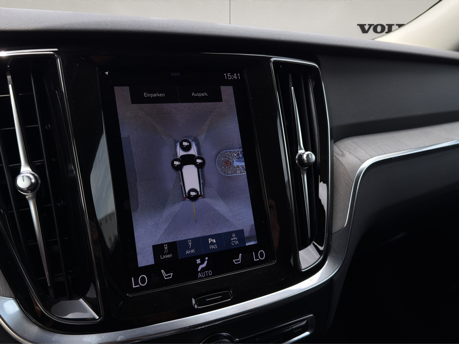 VOLVO V60 2.0 T6 TE Inscription eAWD-image-16