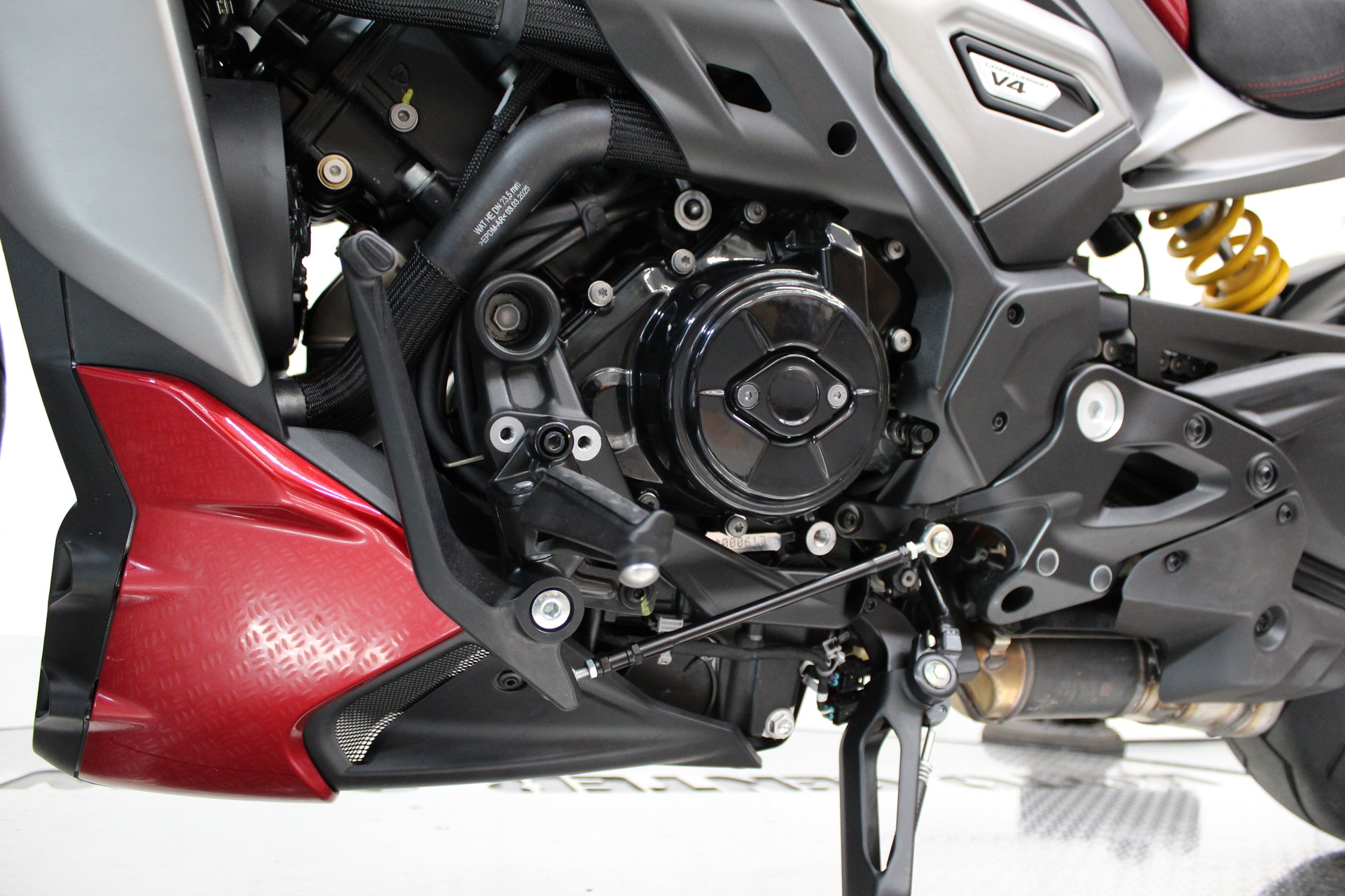 DUCATI XDiavel V4-image-4