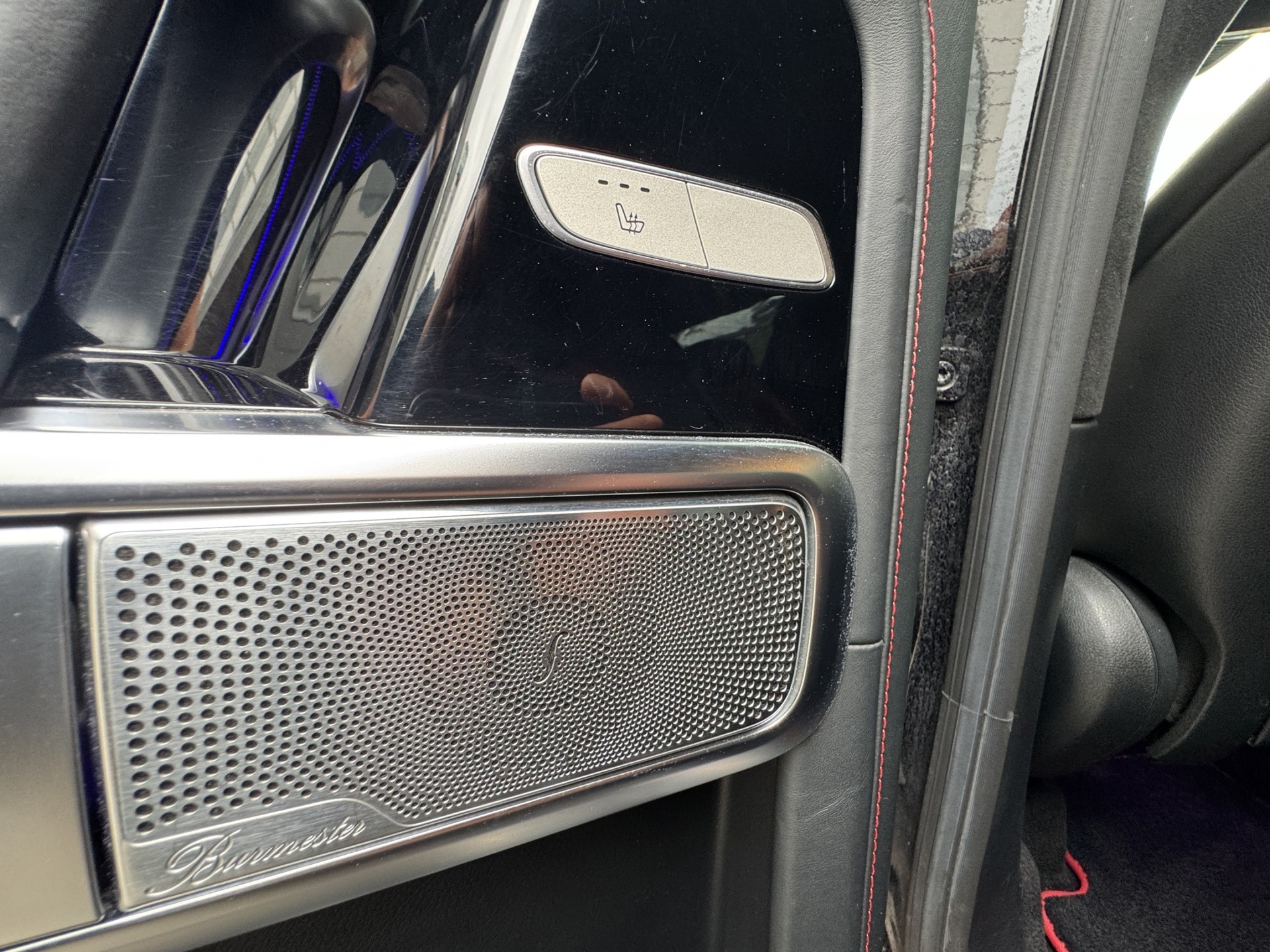 MERCEDES-BENZ G 63 AMG-image-14