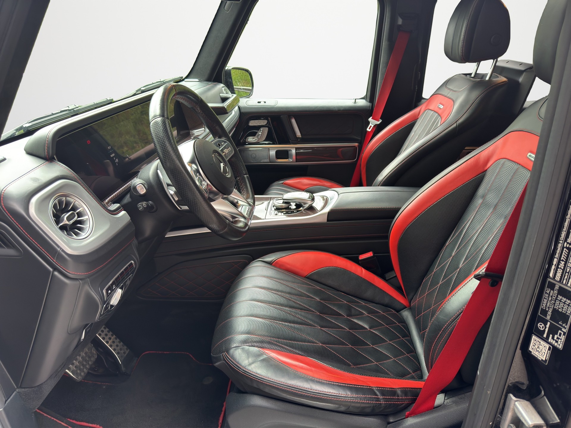 MERCEDES-BENZ G 63 AMG-image-11