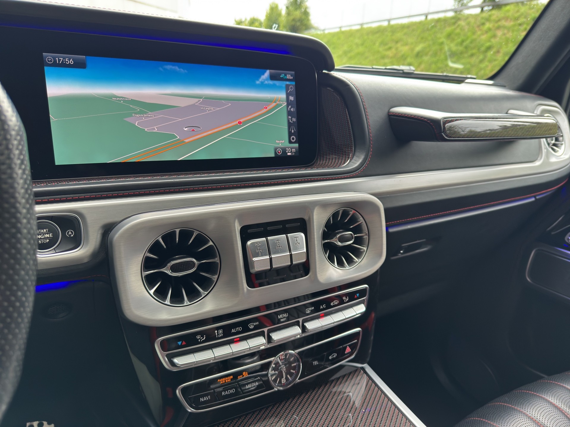MERCEDES-BENZ G 63 AMG-image-23