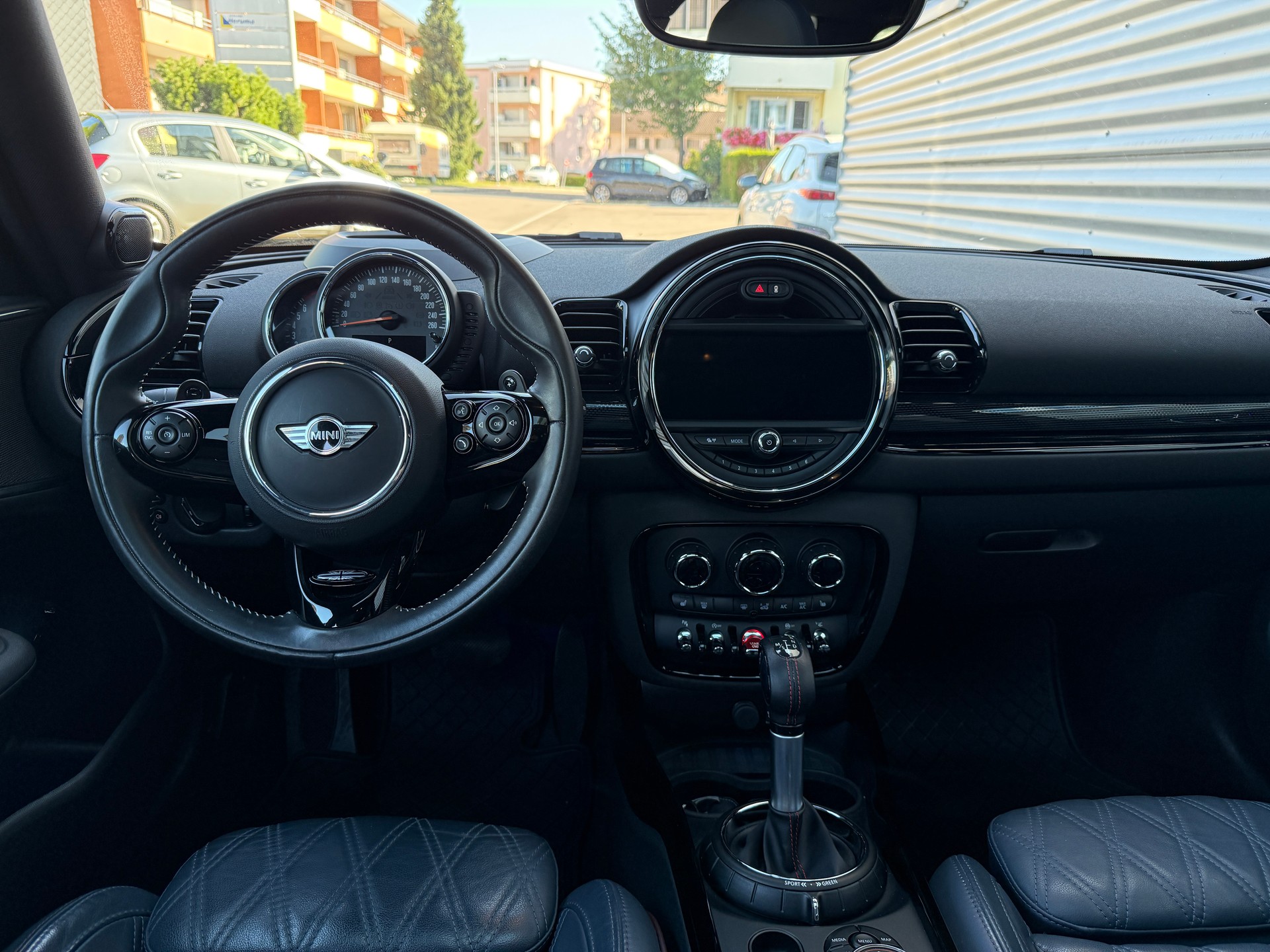 MINI Clubman Cooper S ALL4 Steptronic-image-6
