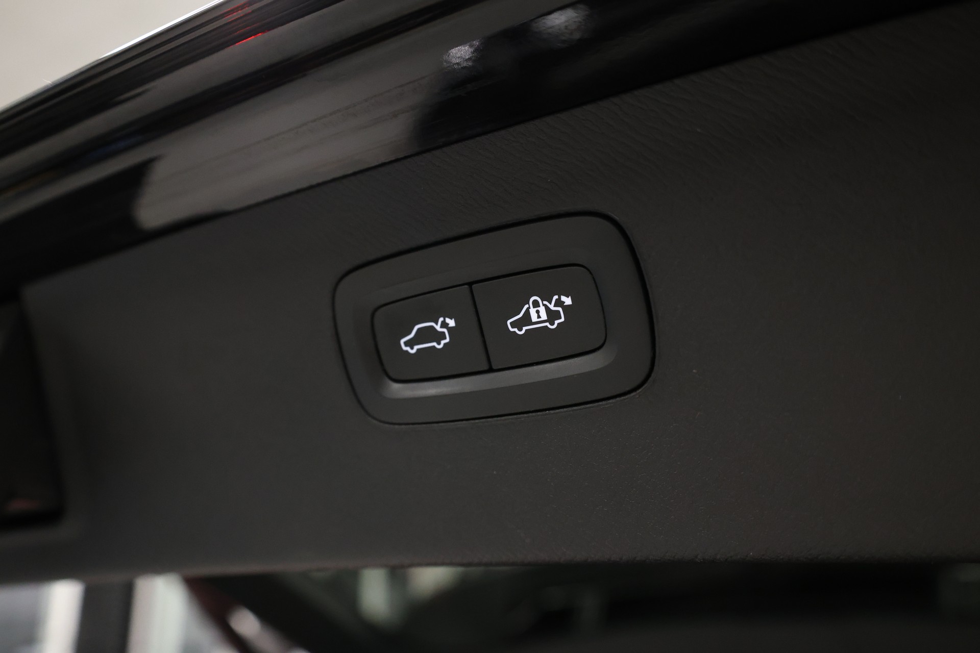 VOLVO XC90 2.0 D5 Inscription 7P. AWD-image-27