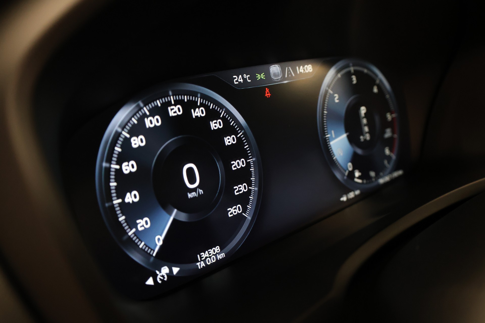 VOLVO XC90 2.0 D5 Inscription 7P. AWD-image-16
