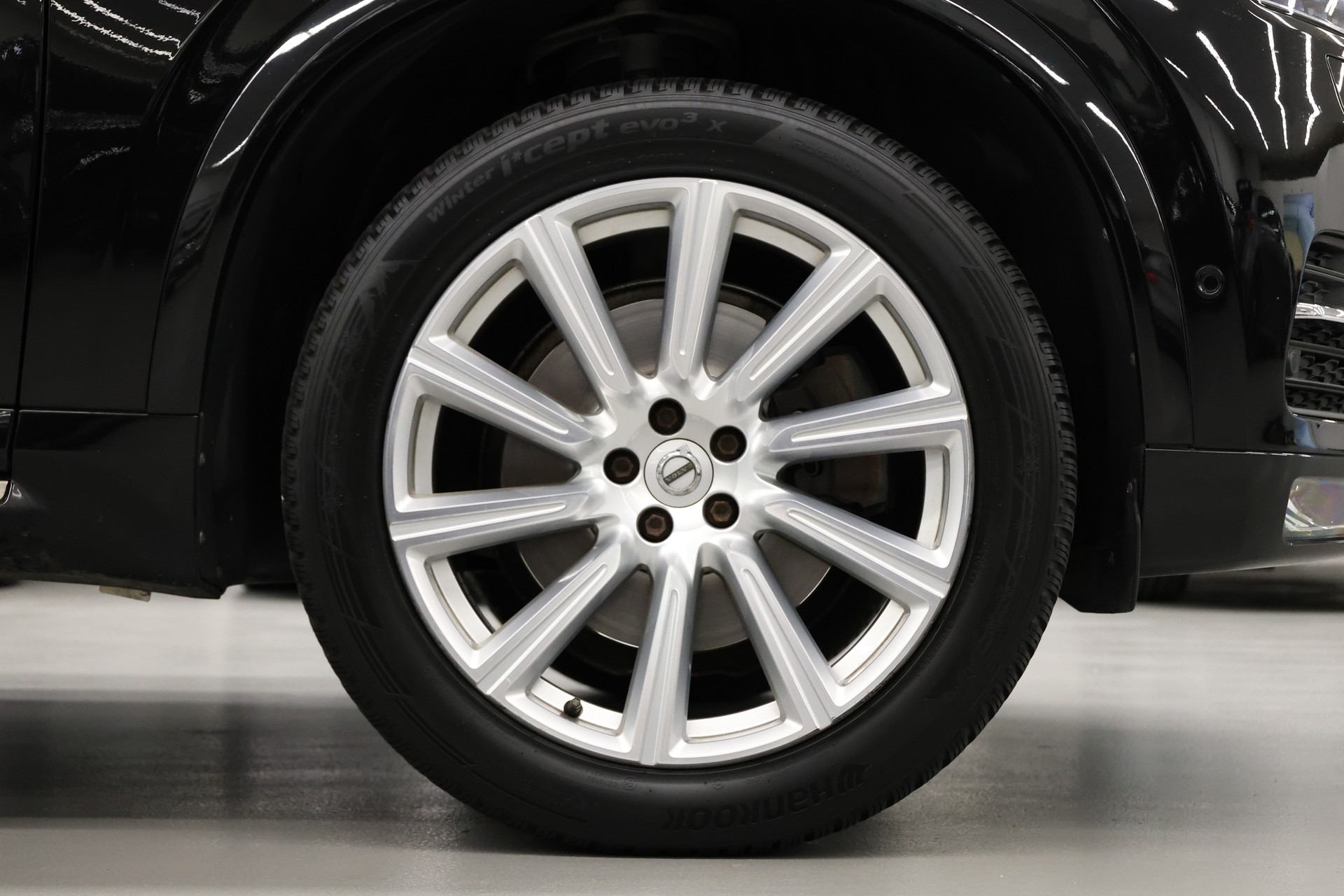 VOLVO XC90 2.0 D5 Inscription 7P. AWD-image-9