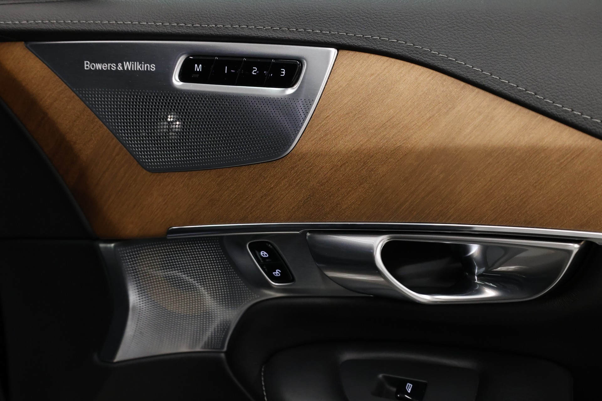 VOLVO XC90 2.0 D5 Inscription 7P. AWD-image-20