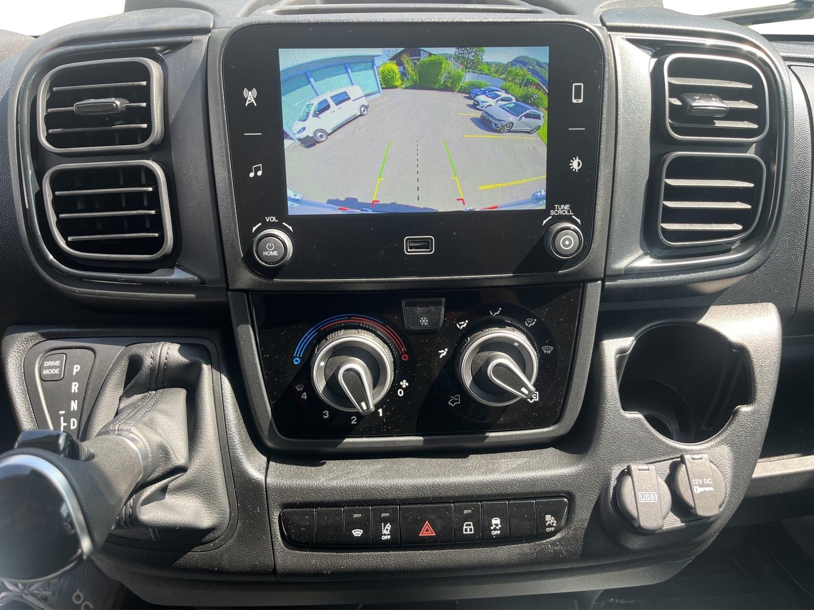 TOYOTA PROACE MAX Van 3.5 L3H2 2.2 D Active-image-8