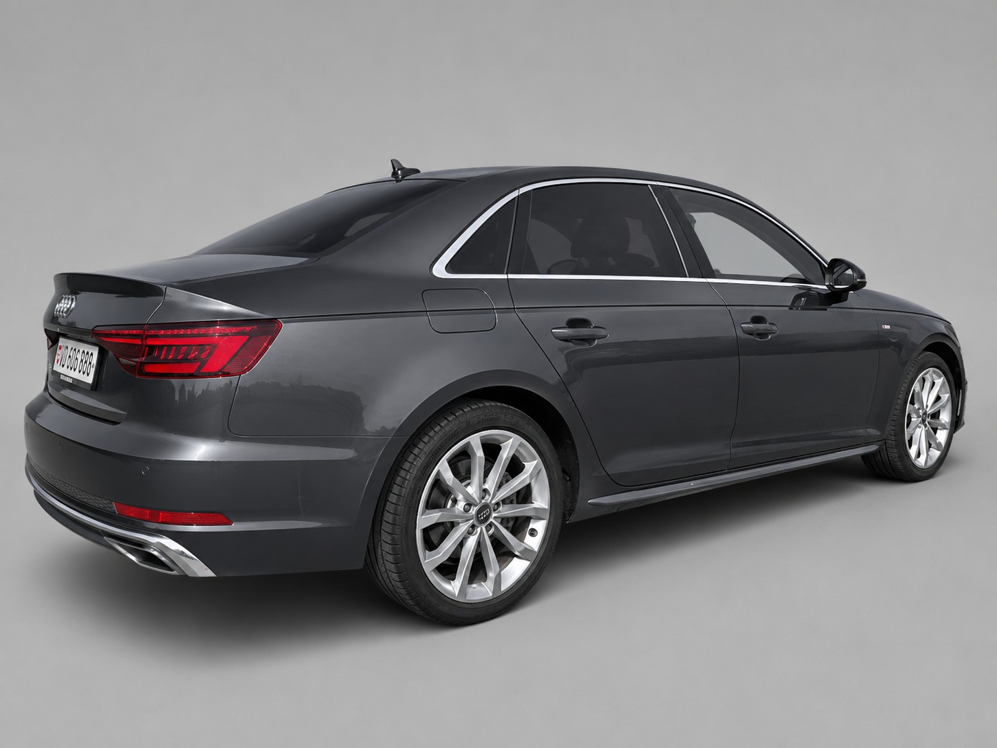 AUDI A4-image-3