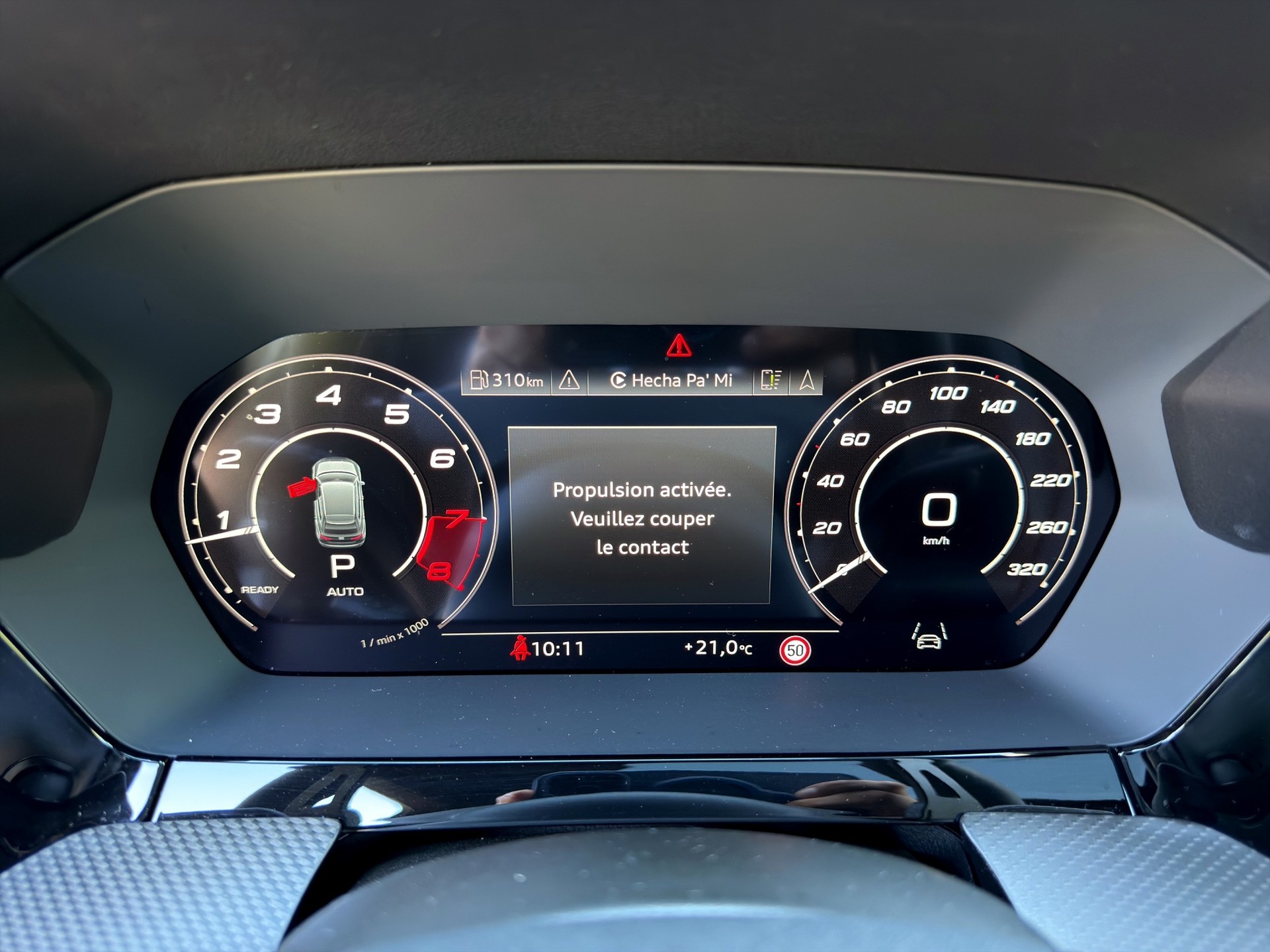 AUDI RS3 Sportback 2.5 TSI quattro S-tronic-image-18