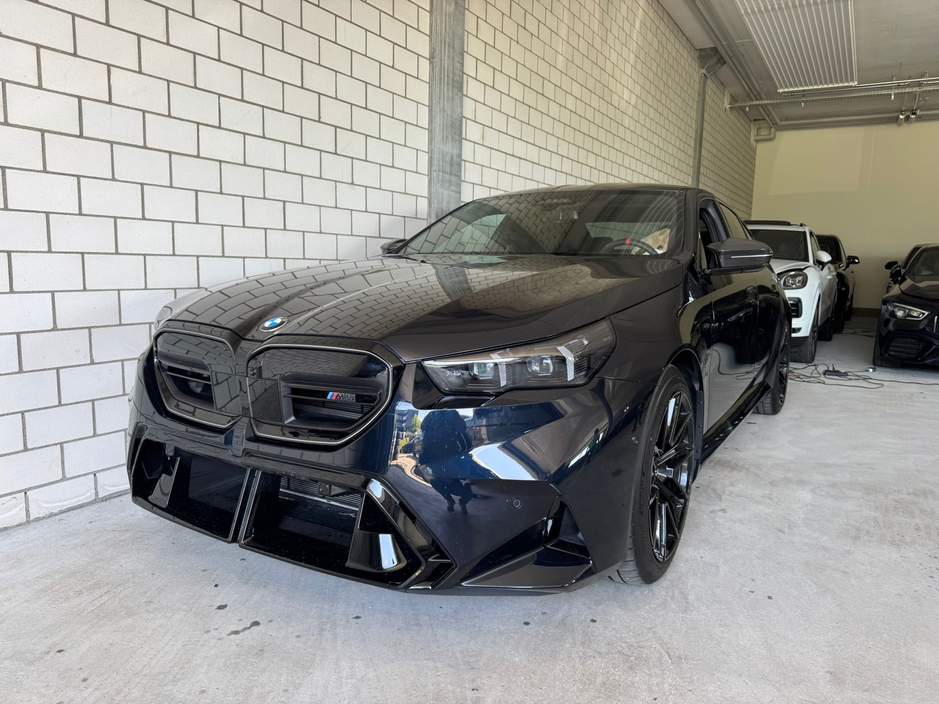 BMW M5 xDrive Full Carbon + MANHART 910 PS / 1.200 NM-image-1