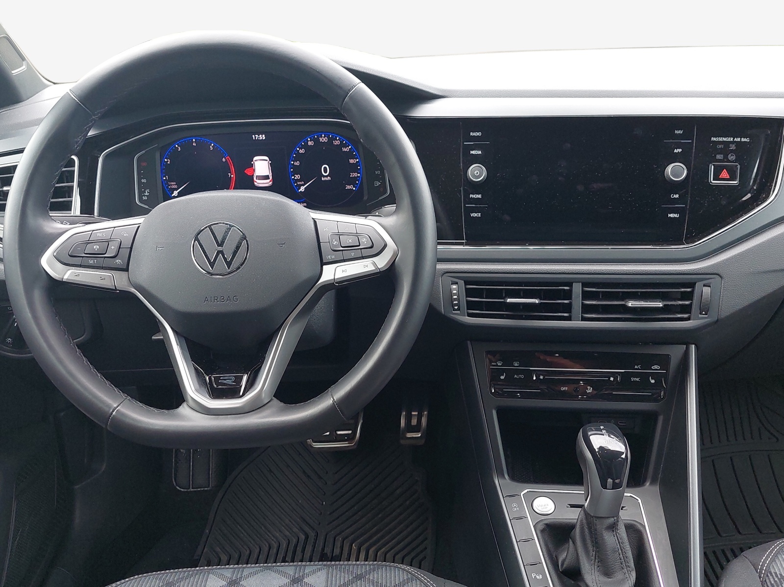 VW Polo 1.0 TSI R-Line DSG-image-8