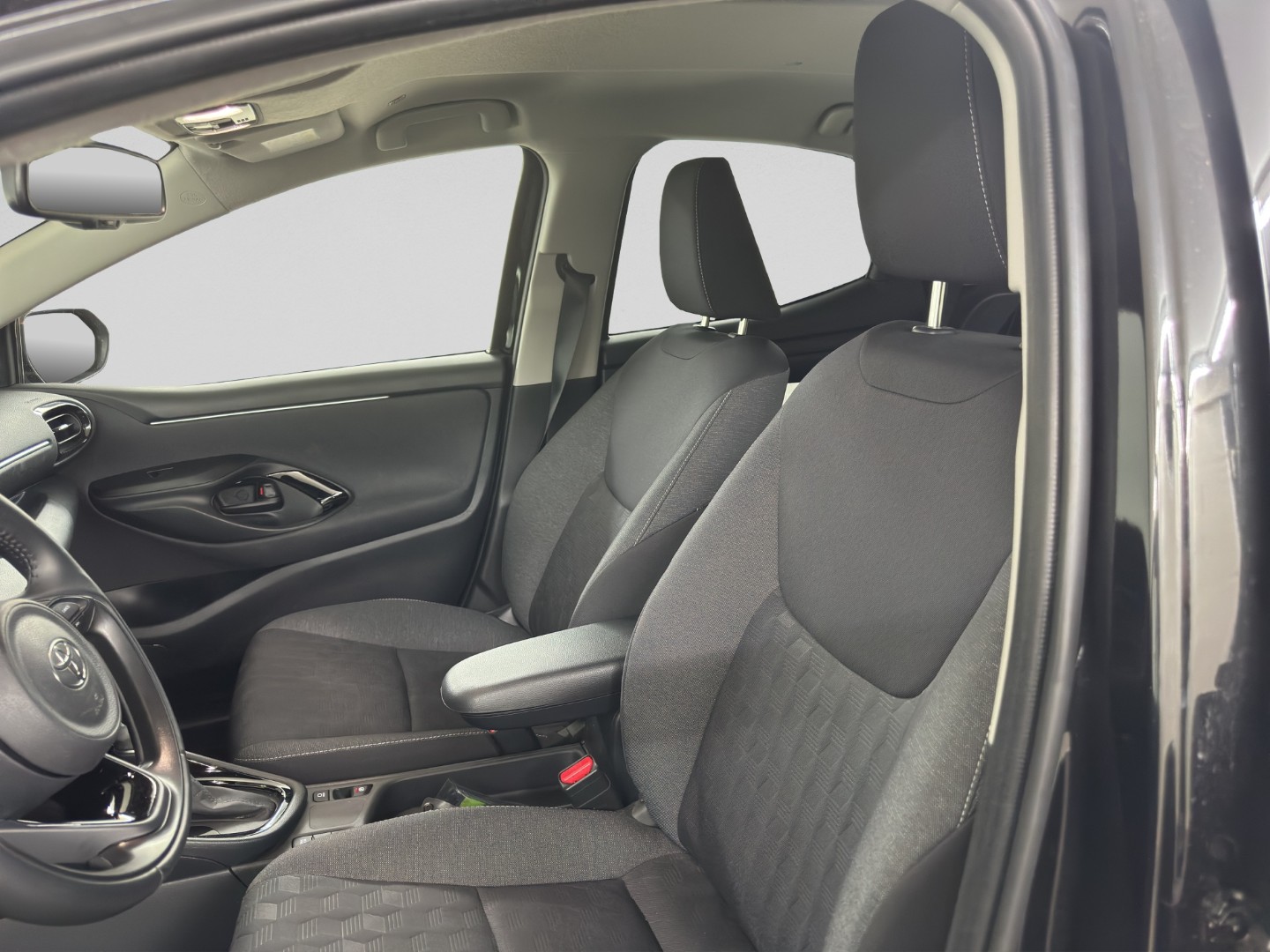TOYOTA Yaris Cross 1.5 Trend e-CVT-image-20