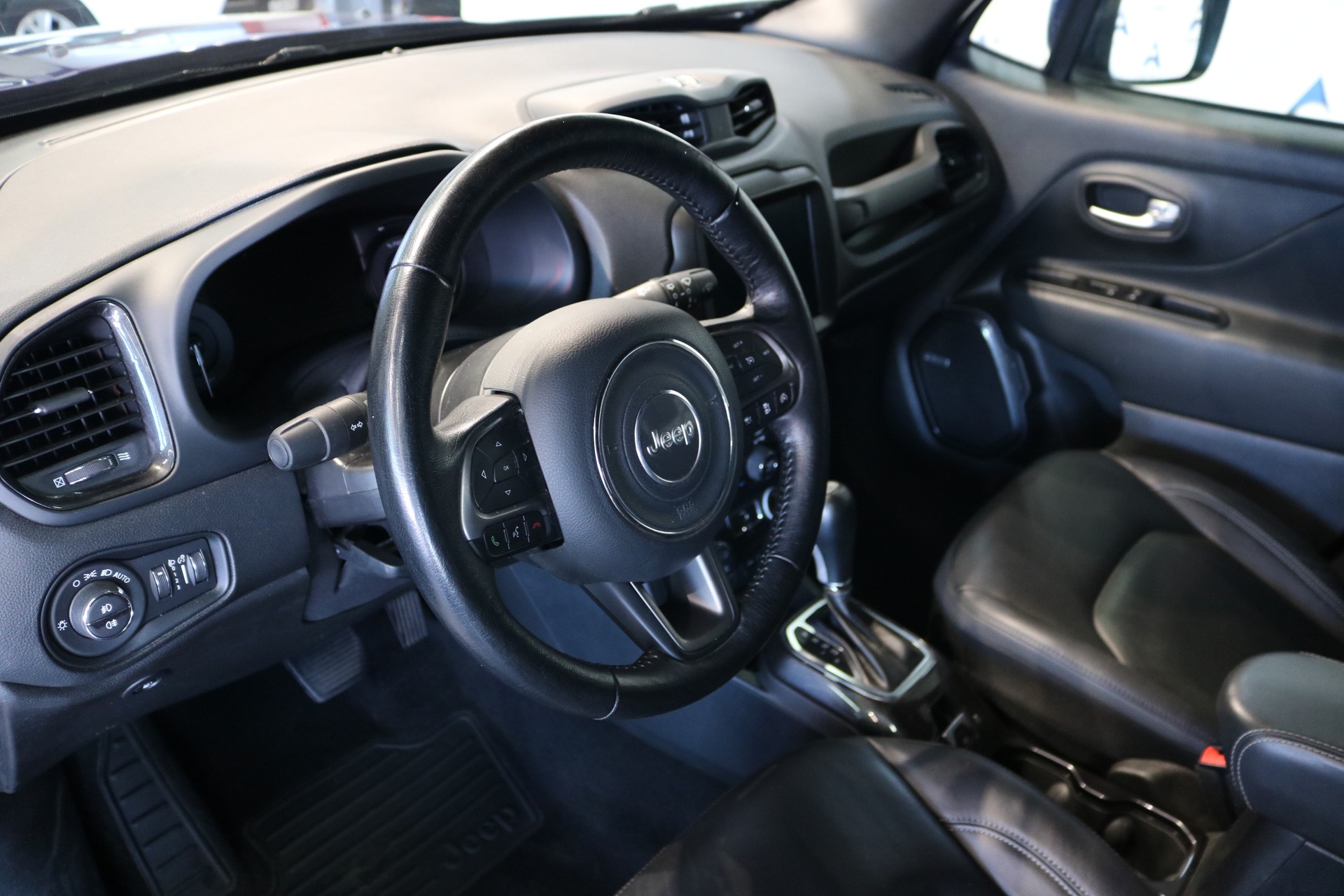 JEEP Renegade 1.3 T4-PHEV e AWD-image-1