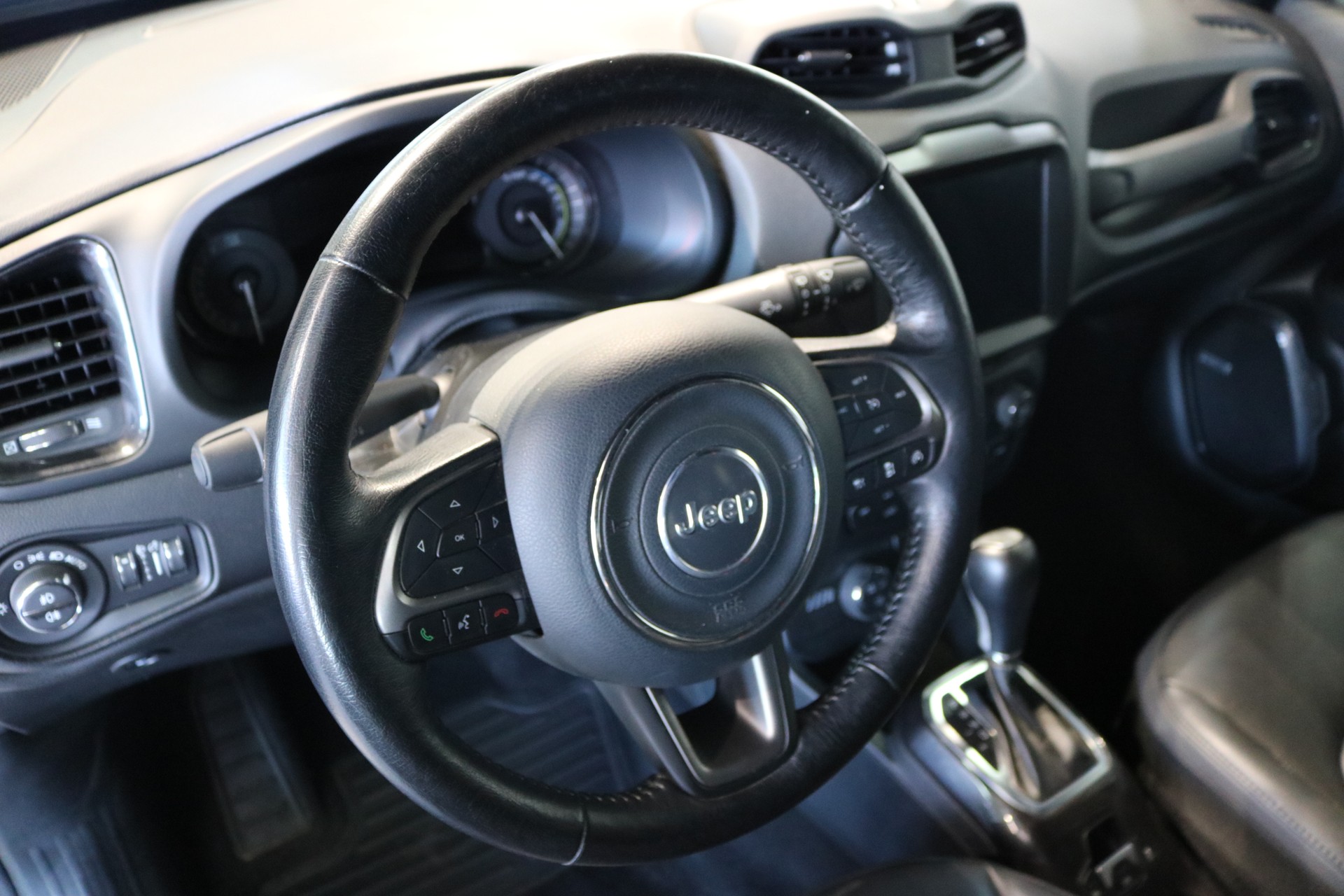 JEEP Renegade 1.3 T4-PHEV e AWD-image-50