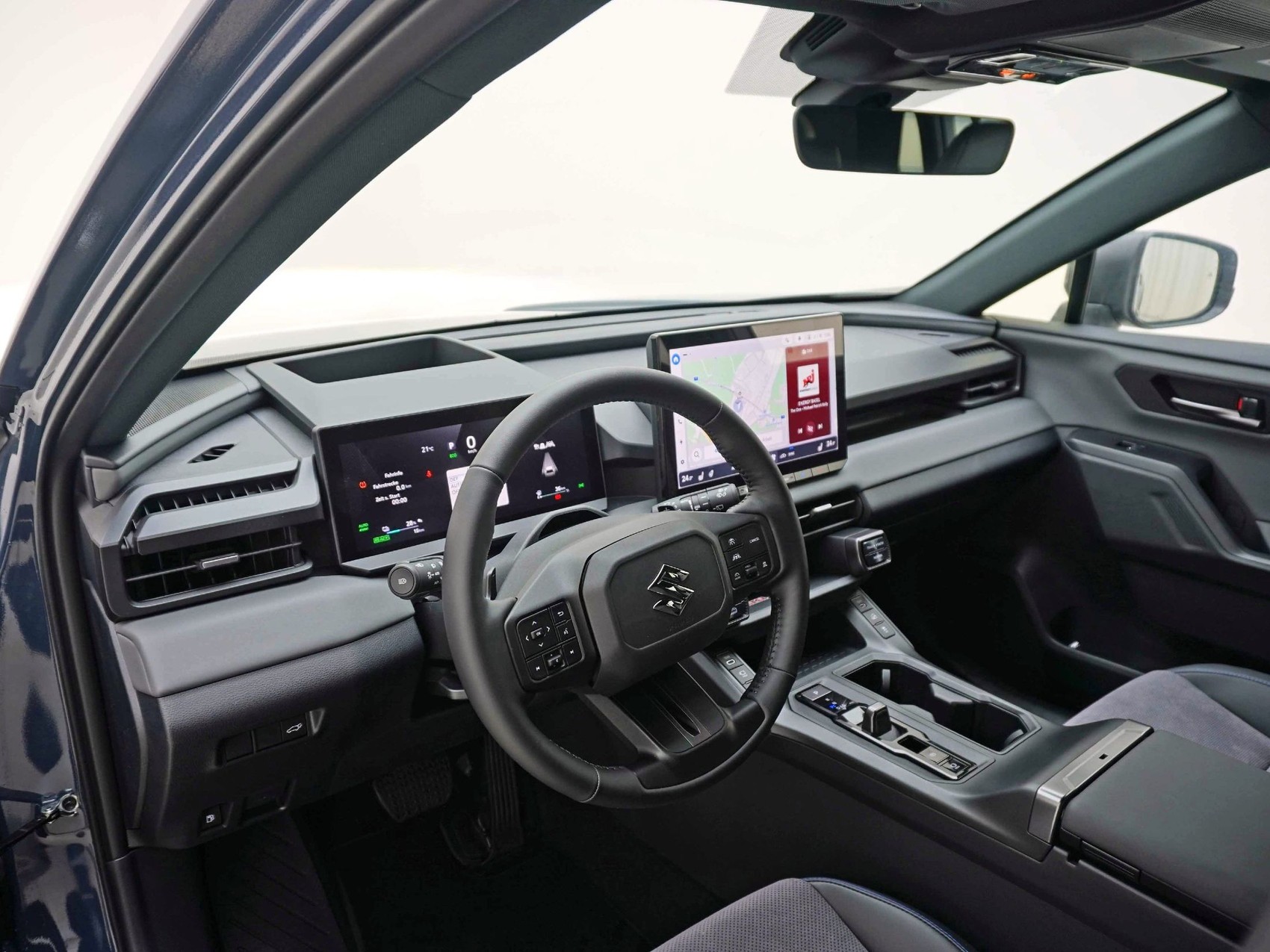 SUZUKI Across 2.5 PHEV Compact Top 4x4-image-9