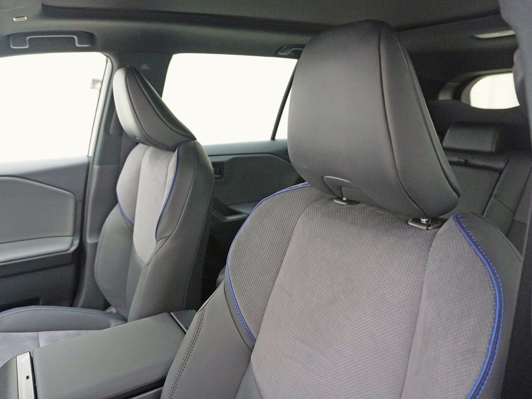 SUZUKI Across 2.5 PHEV Compact Top 4x4-image-8