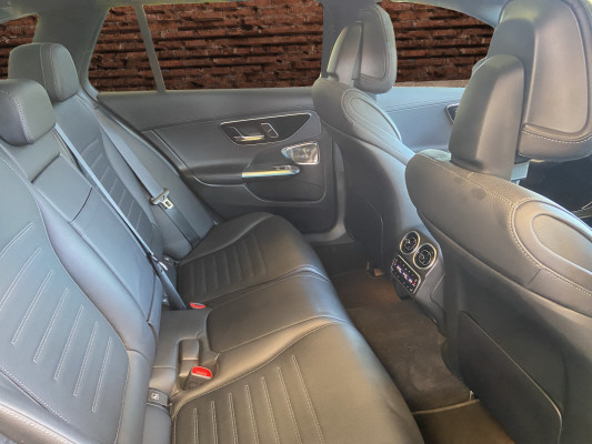 MERCEDES-BENZ C 220 d T 4 Matic-image-13