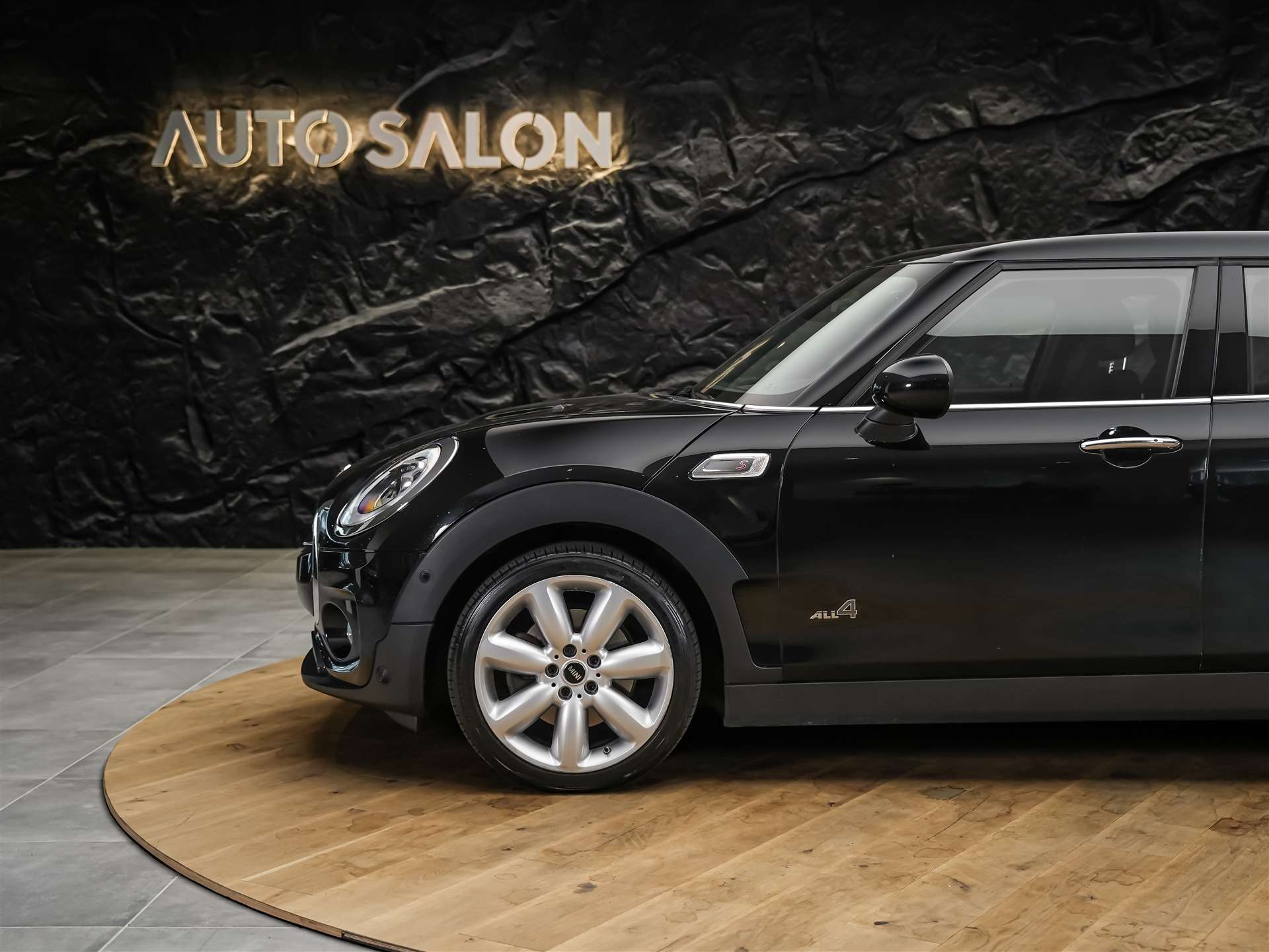 MINI Clubman Cooper S ALL4 Steptronic *Rückfahrkamera*Keyless Go*Standlüftung*-image-14