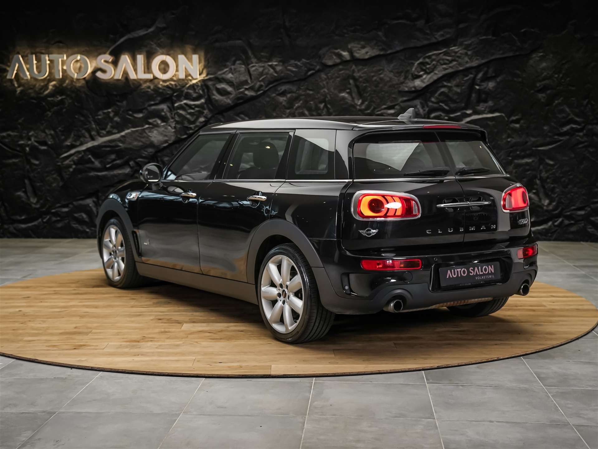 MINI Clubman Cooper S ALL4 Steptronic *Rückfahrkamera*Keyless Go*Standlüftung*-image-2