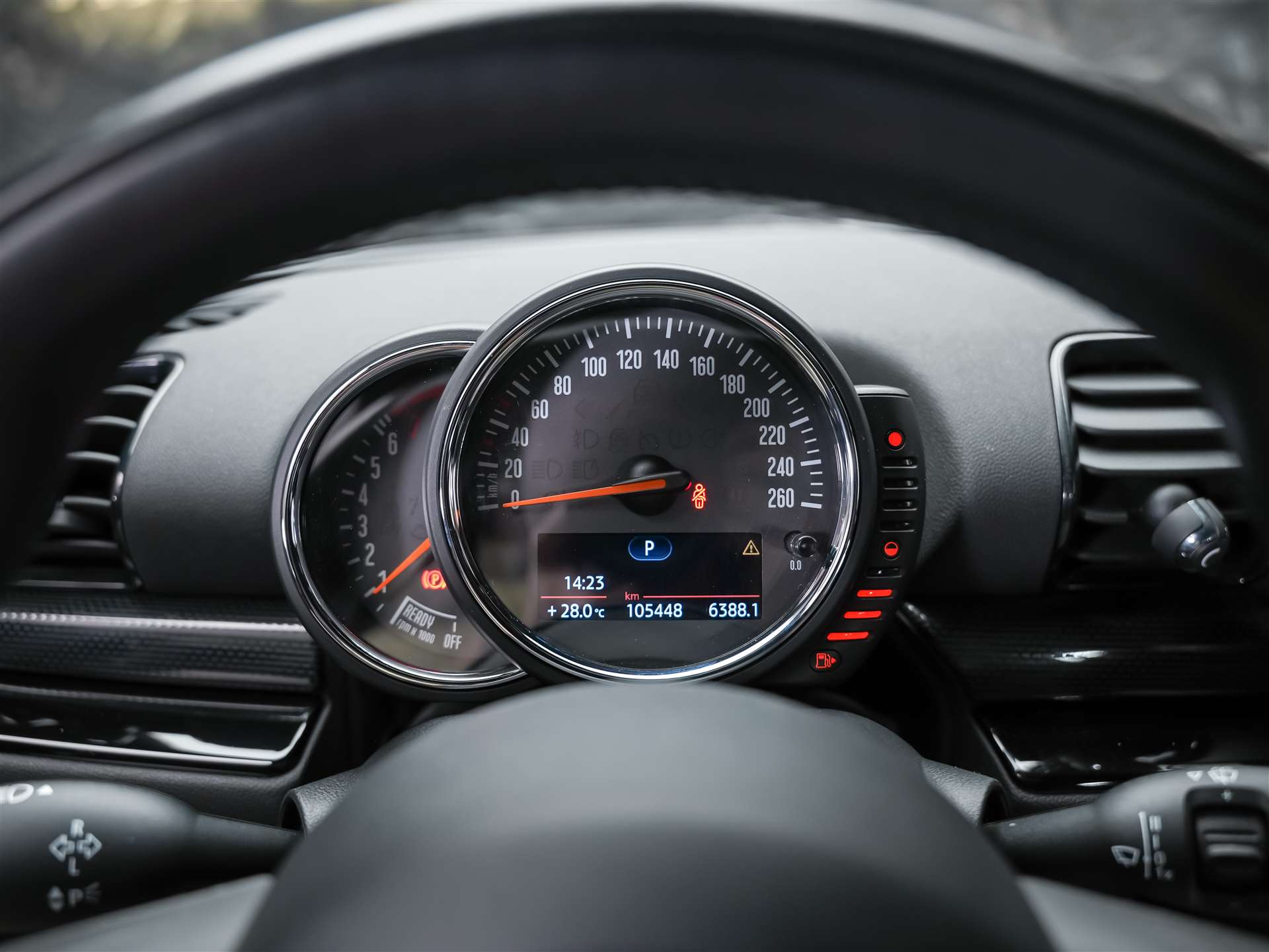 MINI Clubman Cooper S ALL4 Steptronic *Rückfahrkamera*Keyless Go*Standlüftung*-image-27