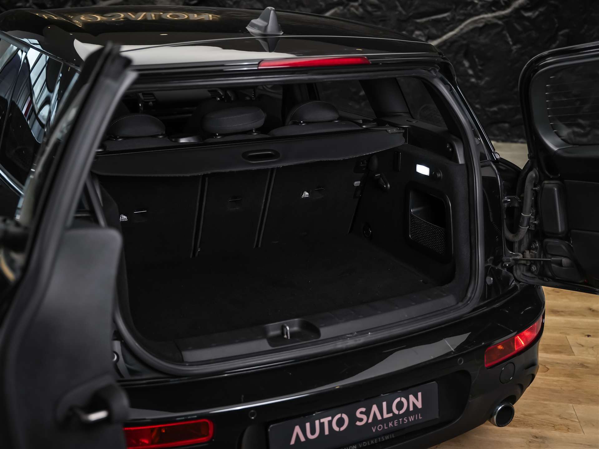MINI Clubman Cooper S ALL4 Steptronic *Rückfahrkamera*Keyless Go*Standlüftung*-image-37