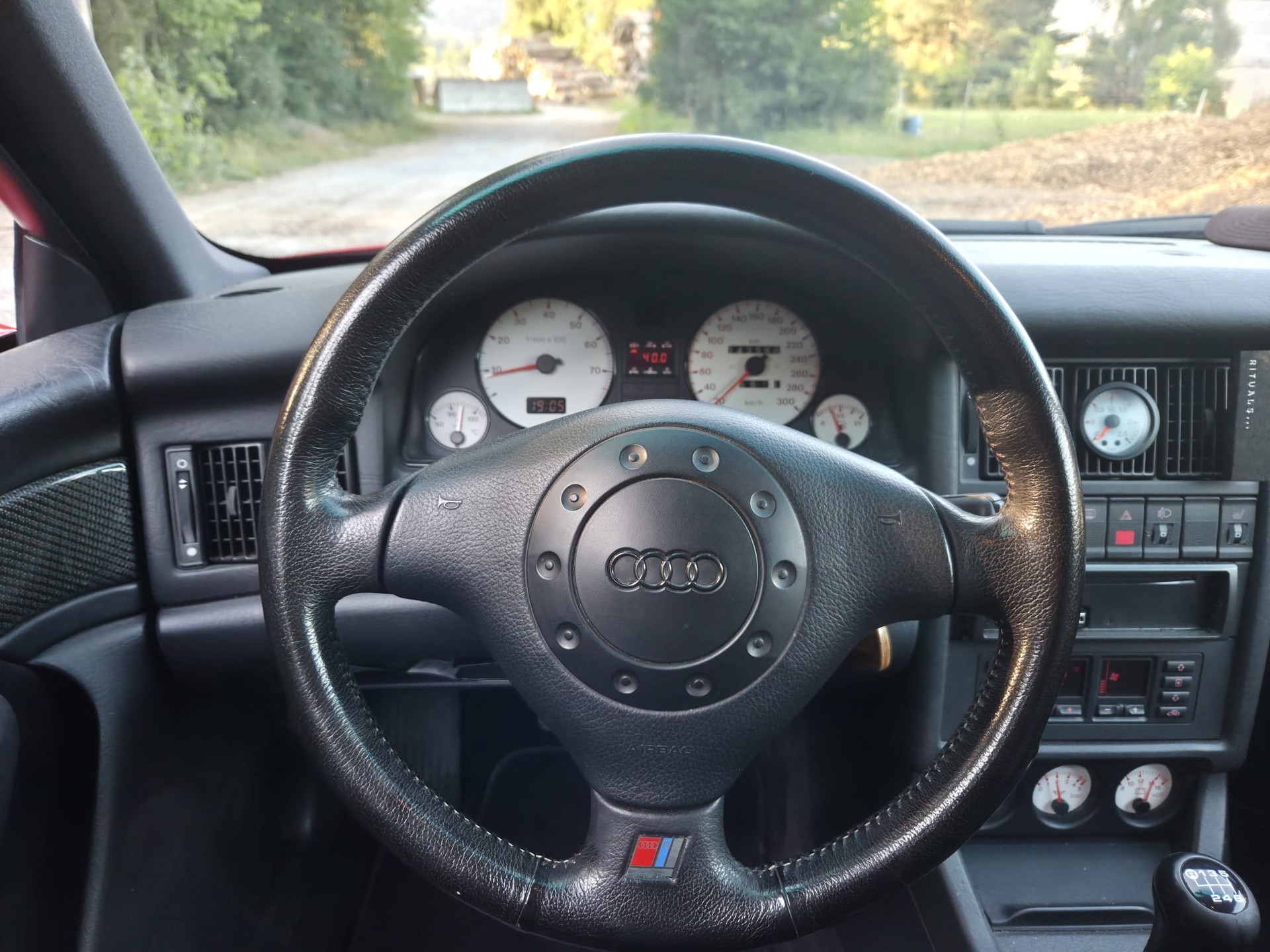AUDI AUDI-PORSCHE 80 Avant RS2-image-11