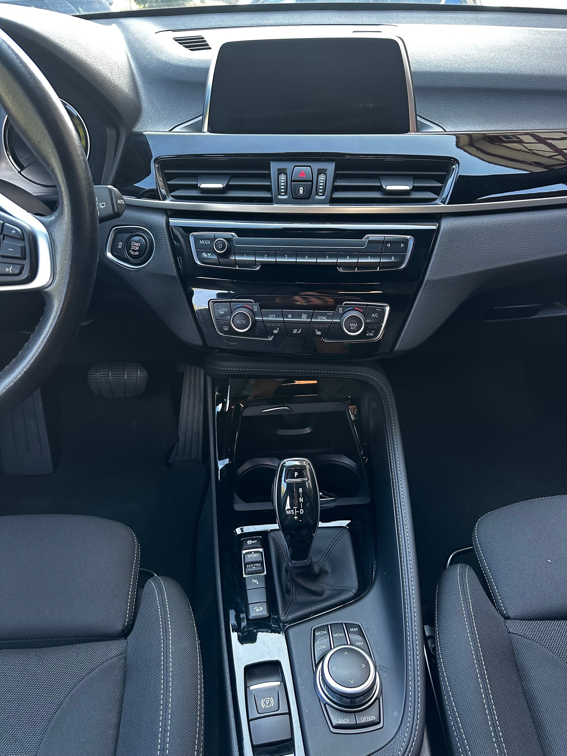 BMW X1 xDrive 18d Sport Line Steptronic-image-8