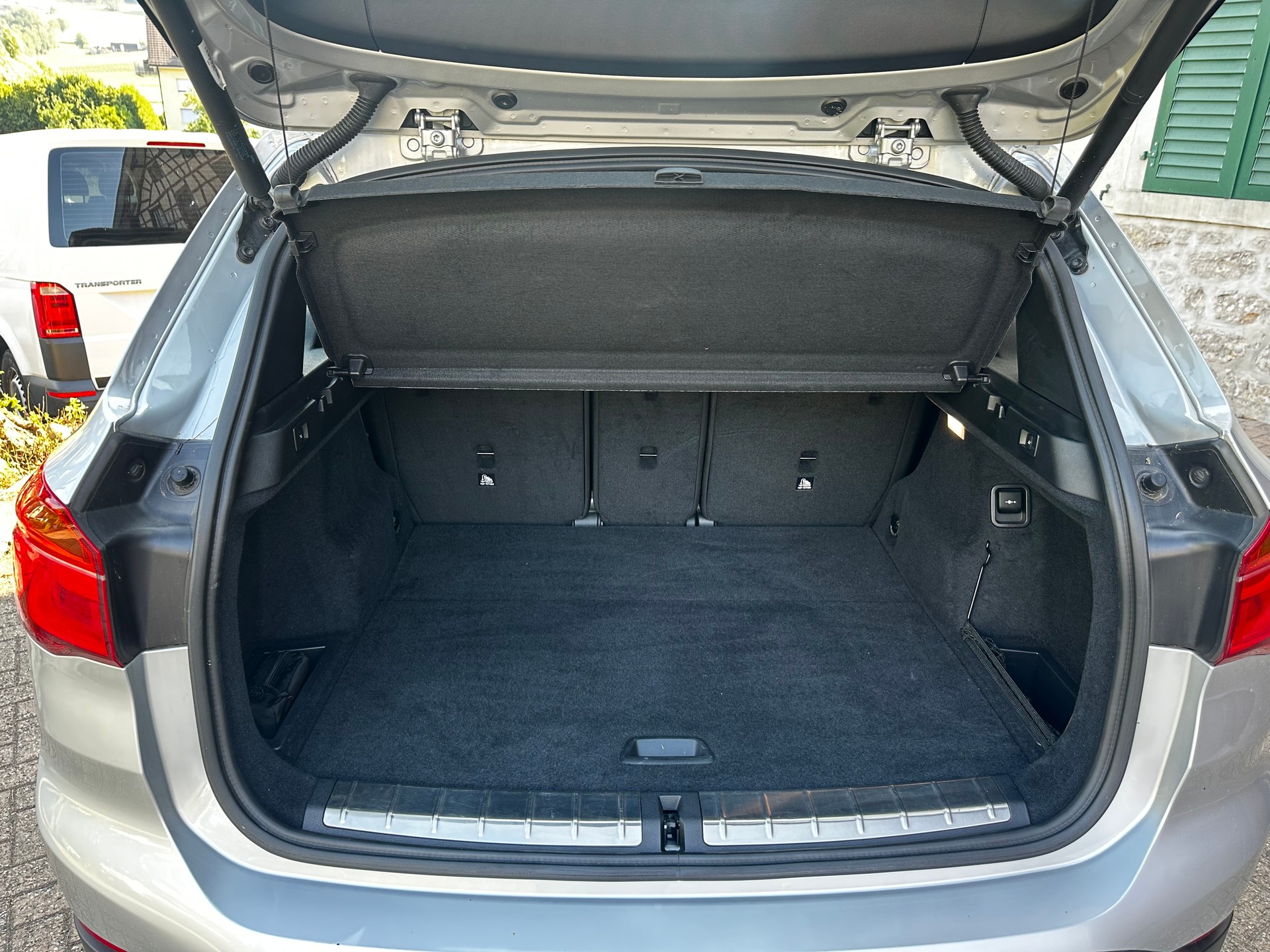 BMW X1 xDrive 18d Sport Line Steptronic-image-11