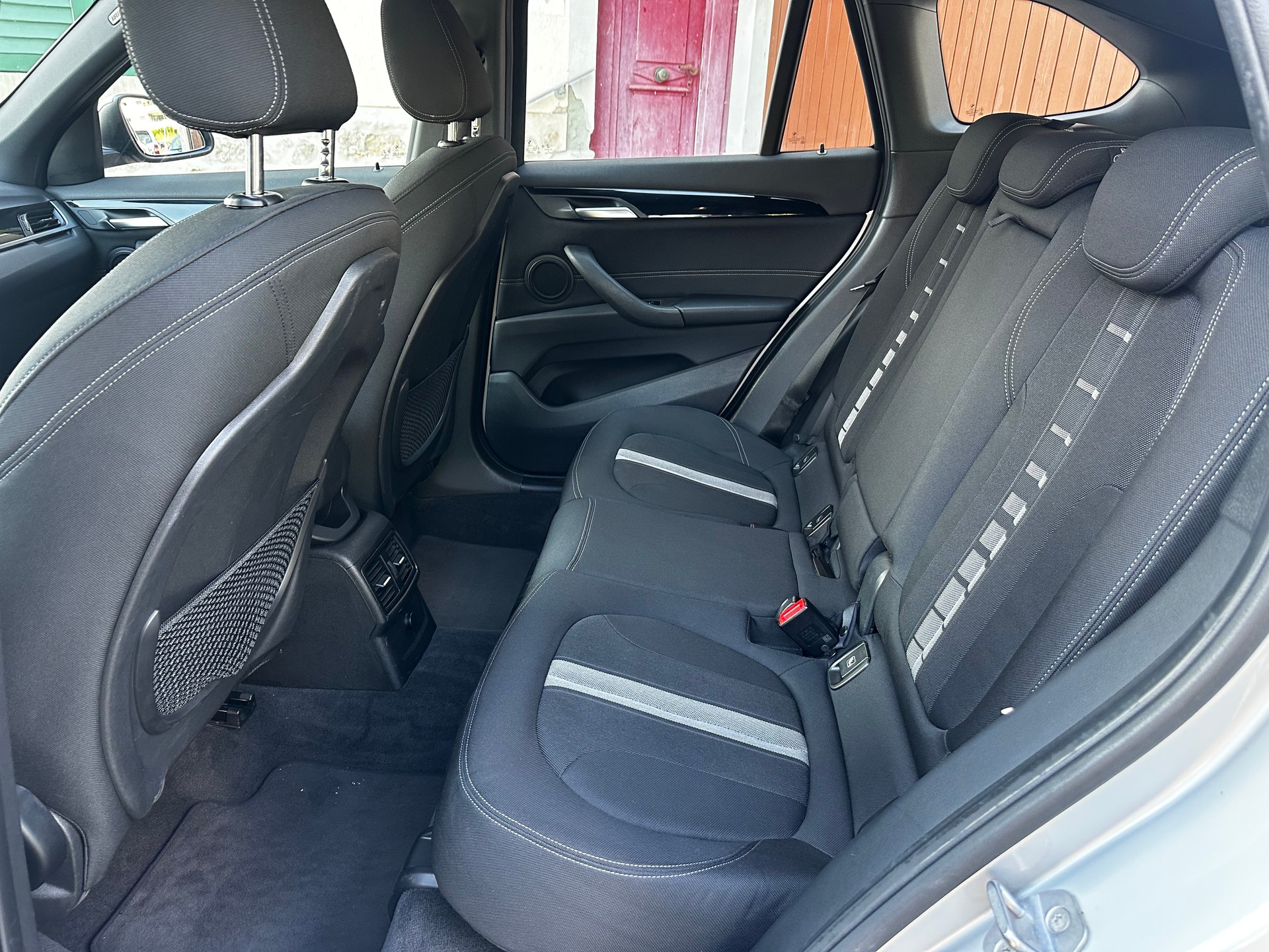 BMW X1 xDrive 18d Sport Line Steptronic-image-6