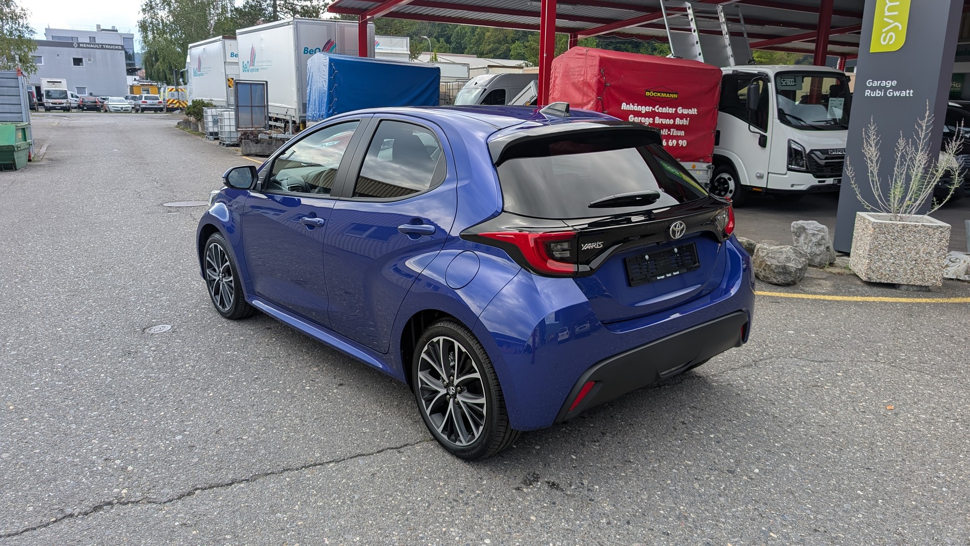 TOYOTA Yaris 1.5 Trend e-CVT-image-6