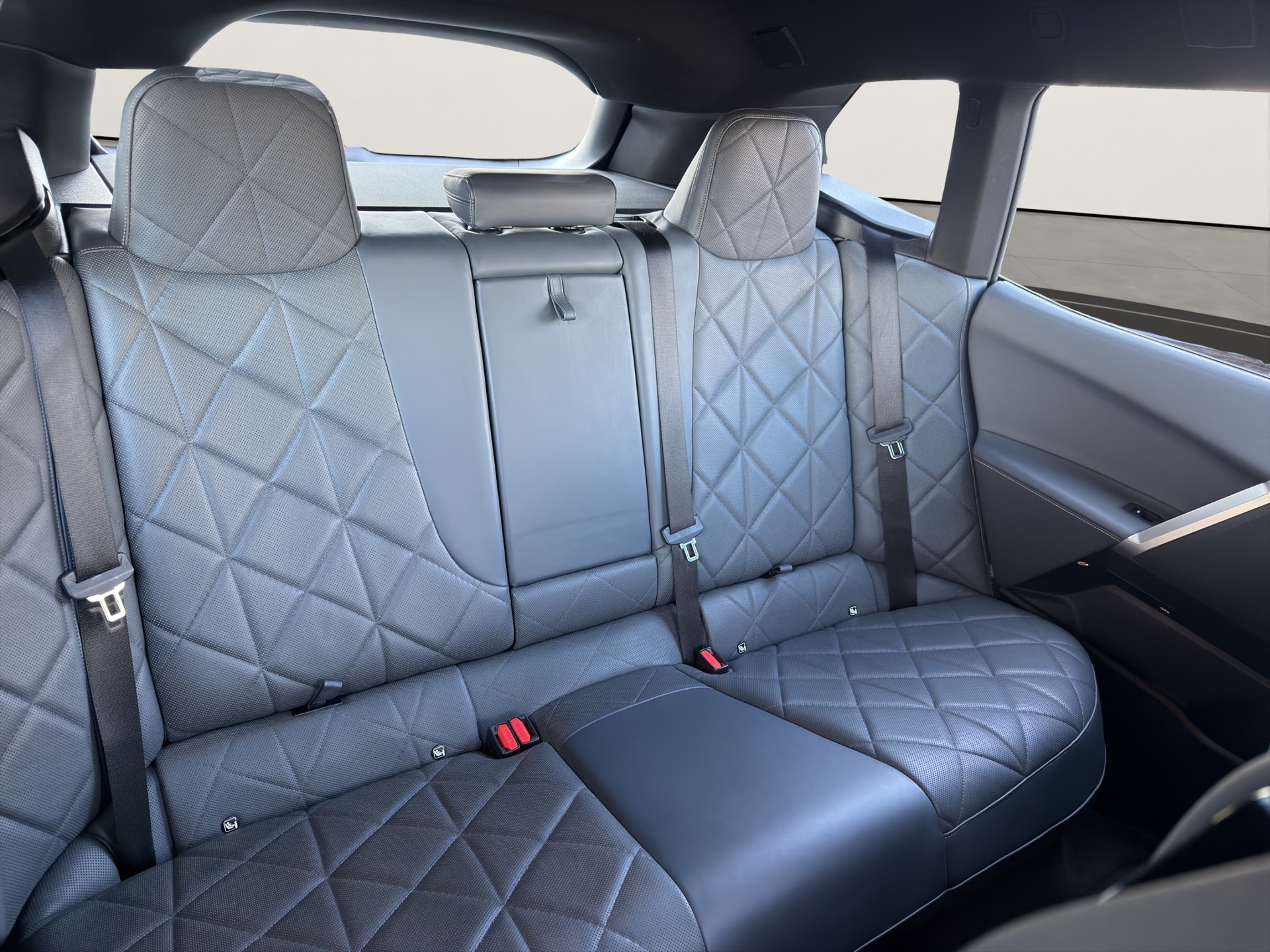 BMW iX xDrive40-image-20