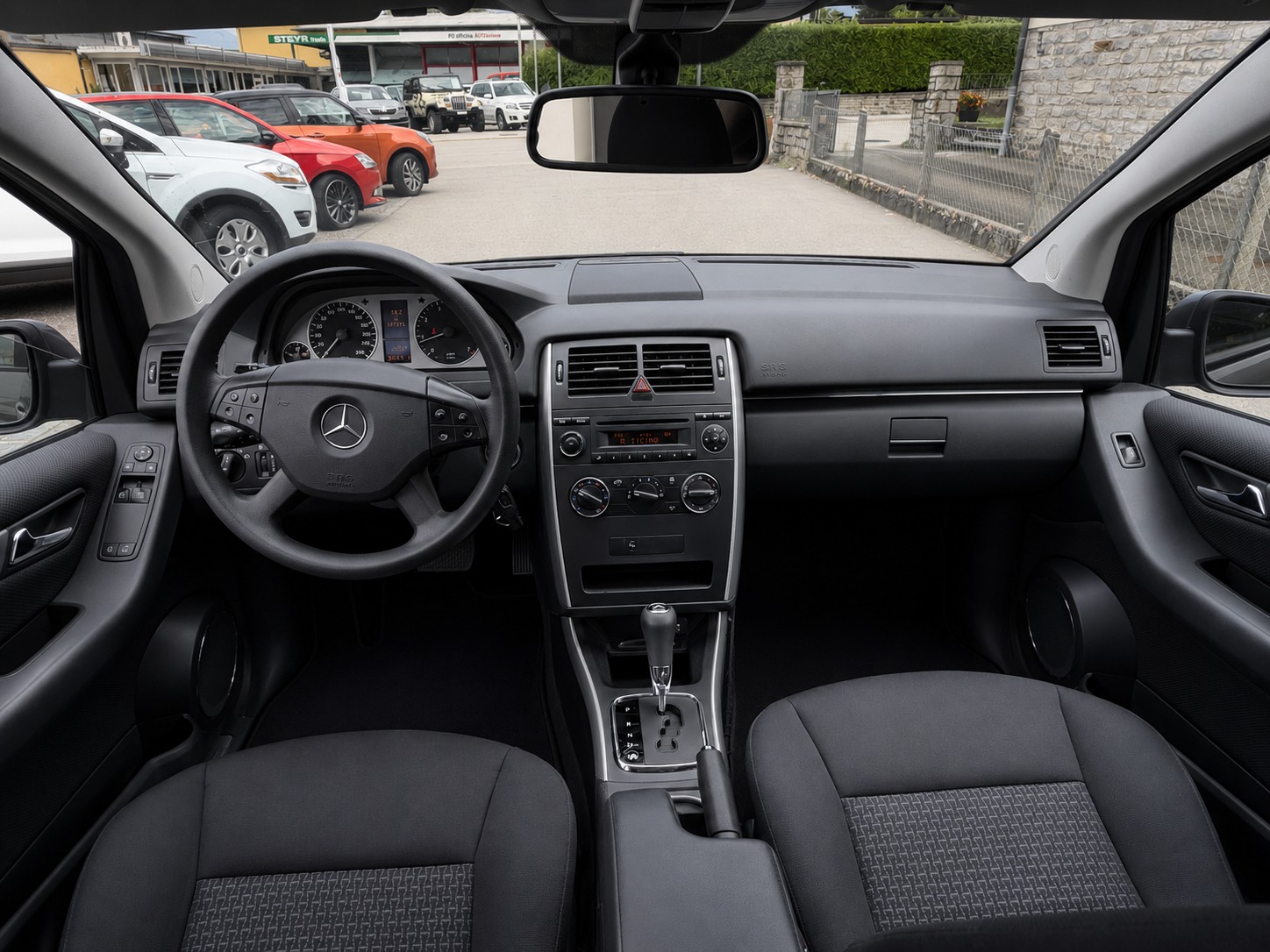 MERCEDES-BENZ B 160 automatic-image-11