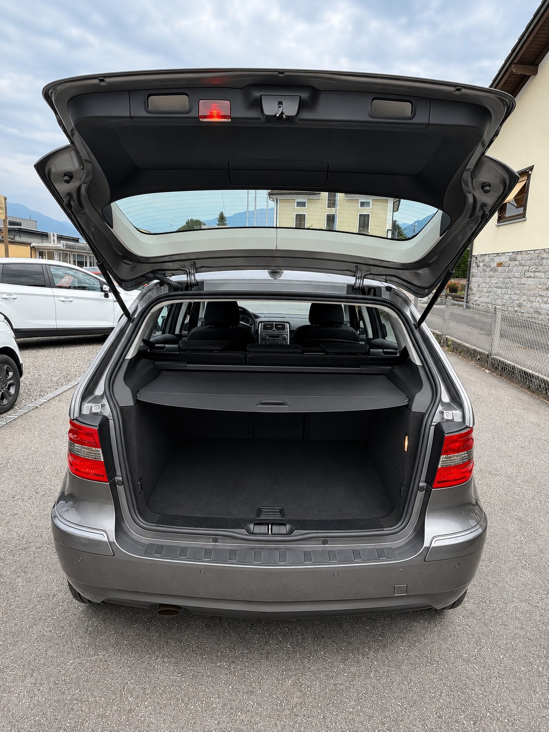 MERCEDES-BENZ B 160 automatic-image-14
