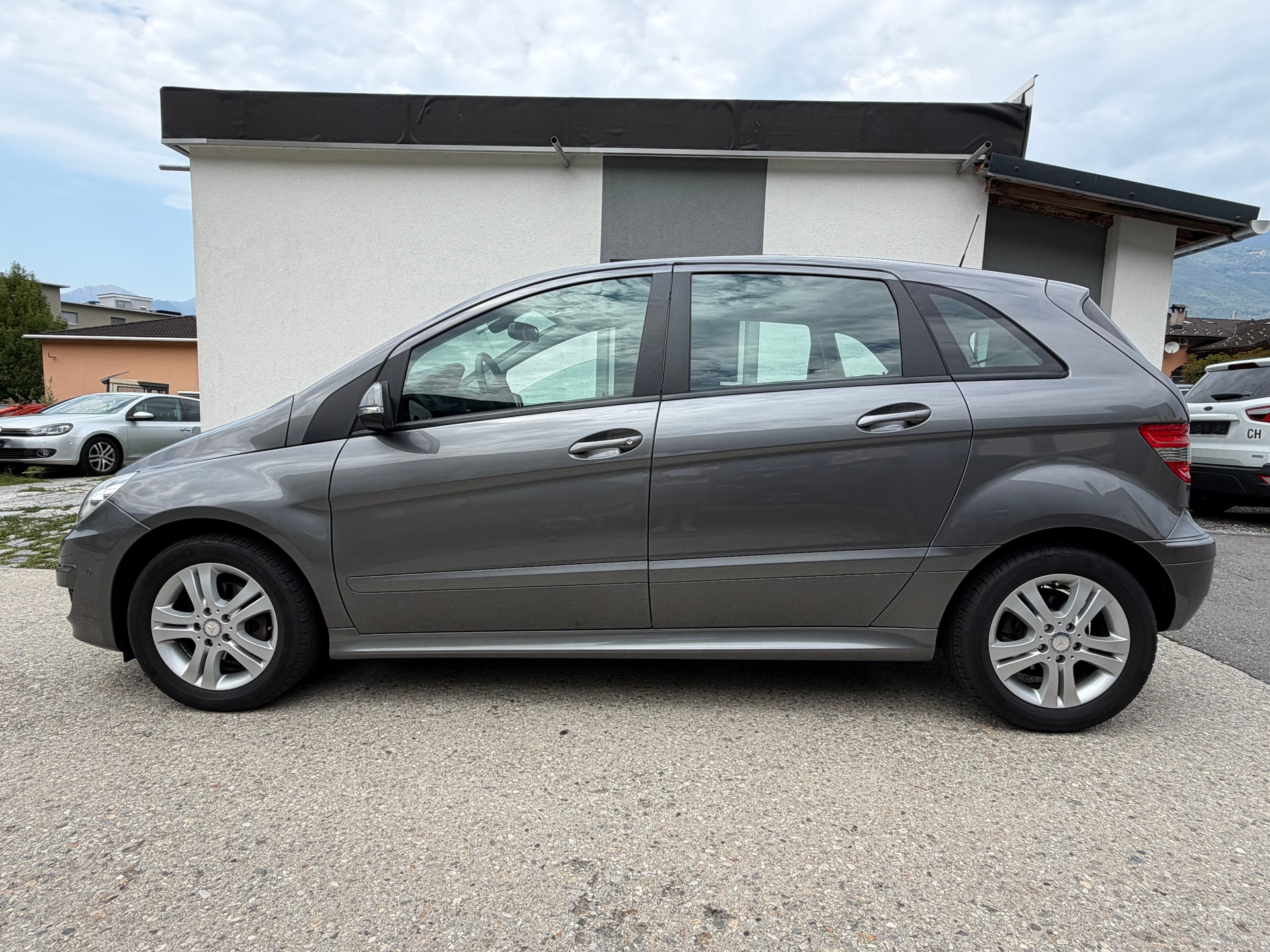 MERCEDES-BENZ B 160 automatic-image-6