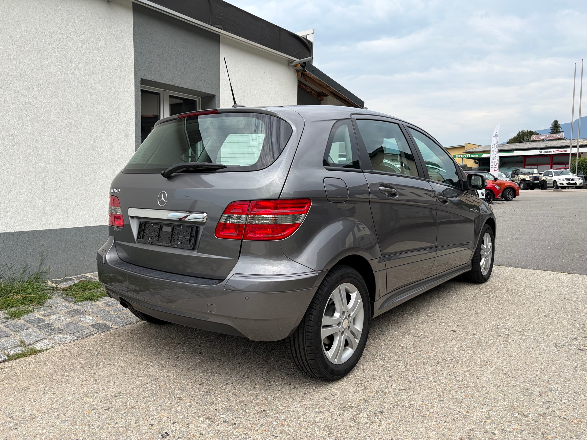 MERCEDES-BENZ B 160 automatic-image-3