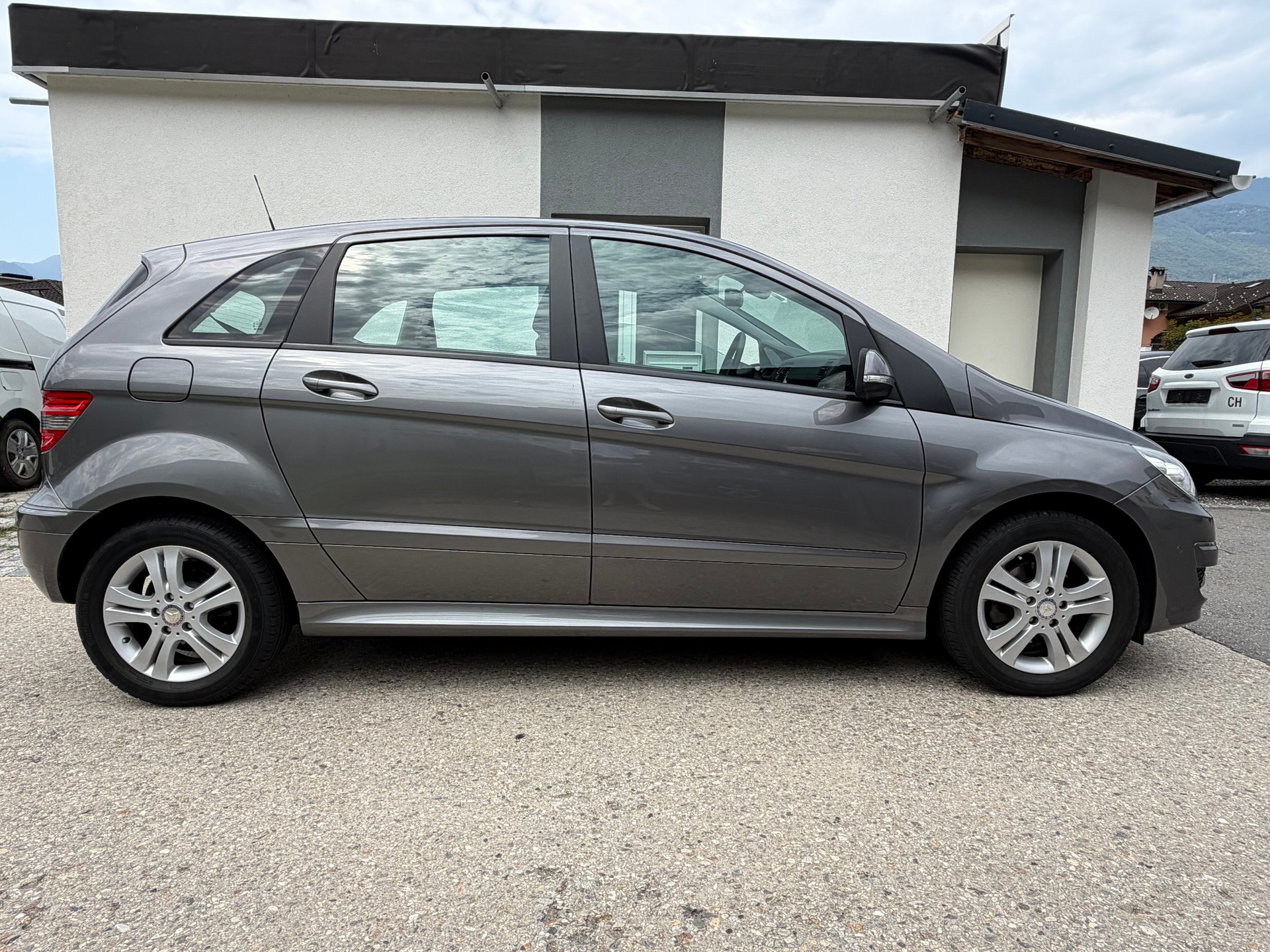 MERCEDES-BENZ B 160 automatic-image-7