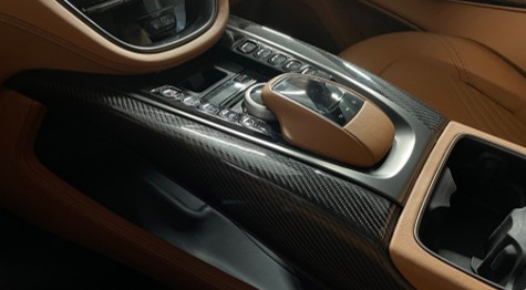 ASTON MARTIN DBX 4.0 V8-image-11
