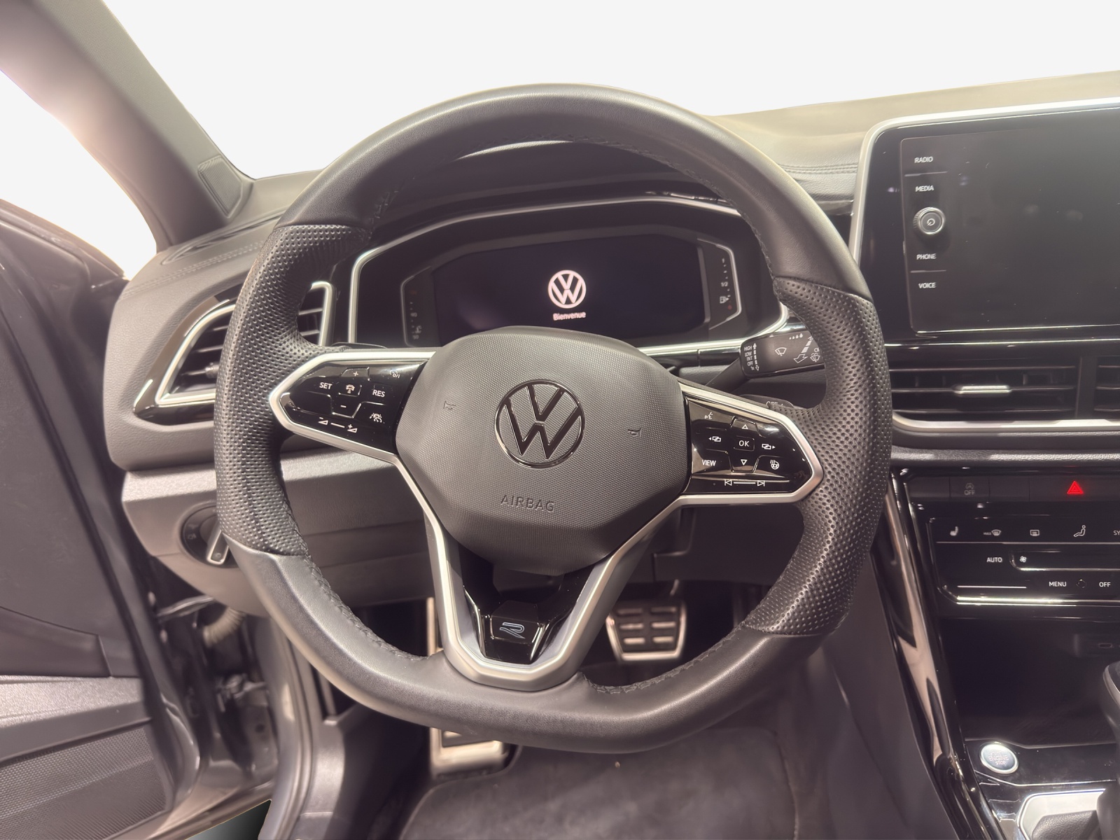 VW T-Roc 1.5 TSI EVO R-Line DSG-image-9