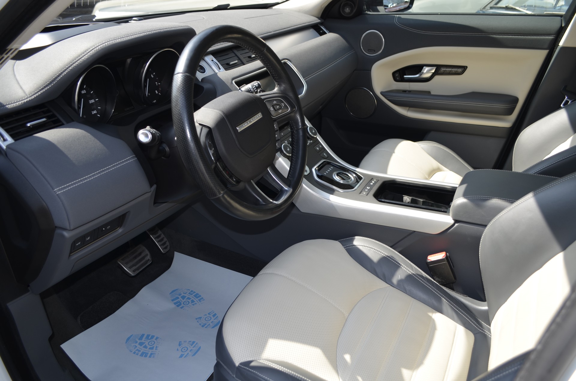 LAND ROVER Range Rover Evoque 2.0 Si4 HSE AT9-image-7