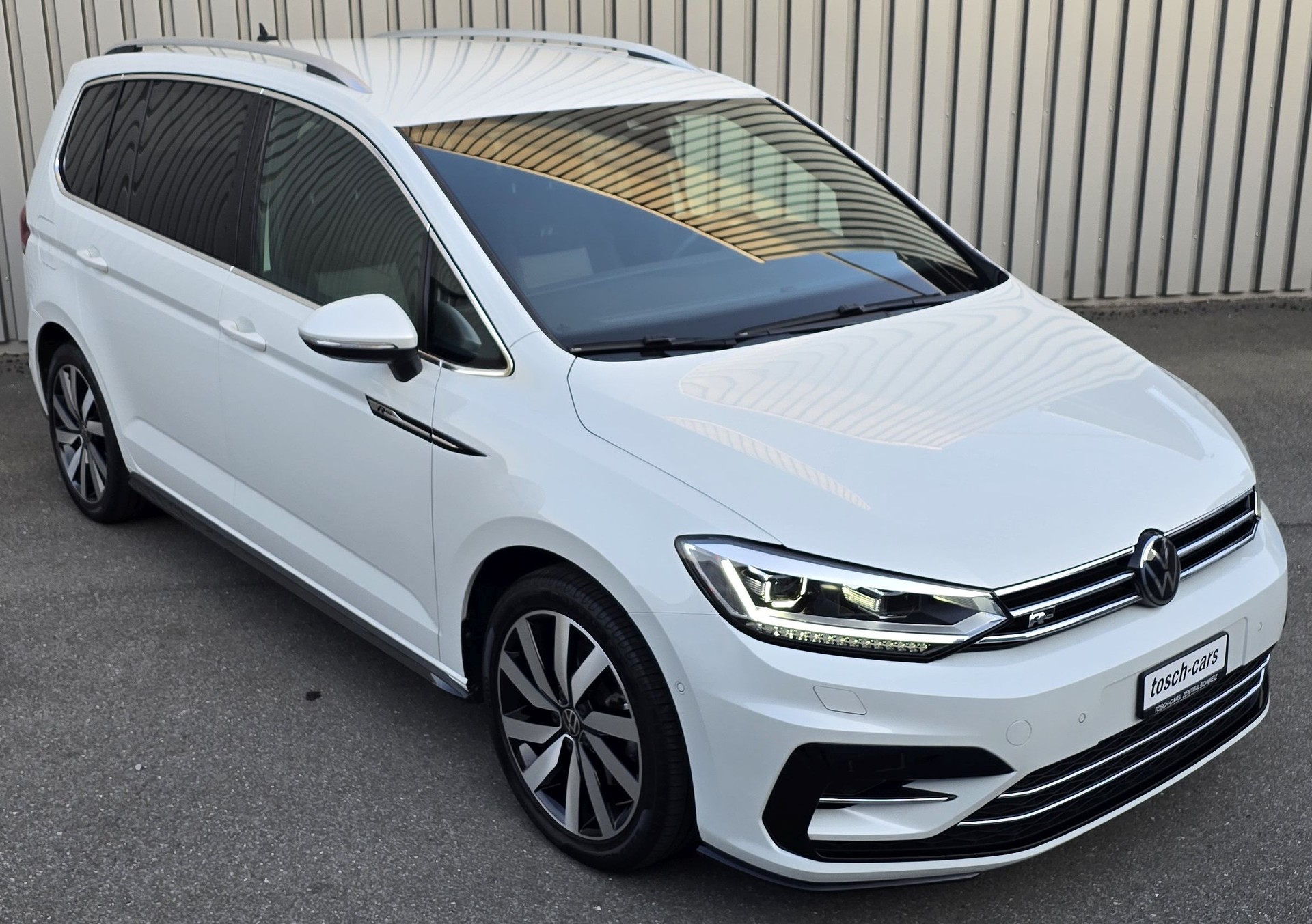 VW Touran 1.5 TSI EVO R-LINE DSG-image-1