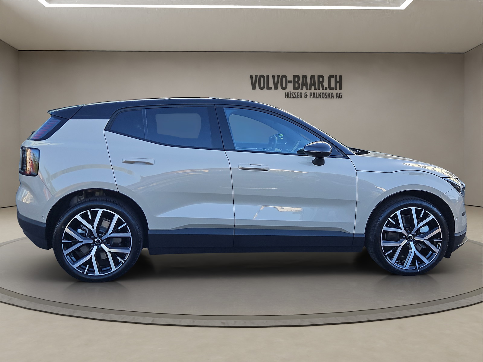 VOLVO EX 30 E60 Twin Ultra Performance AWD-image-5