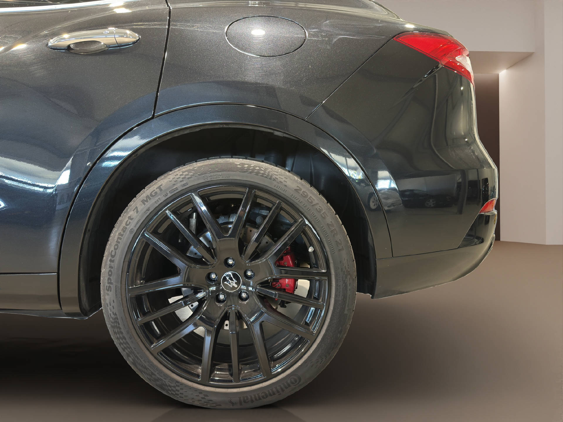 MASERATI Levante 3.0 V6 S GranLusso-image-20