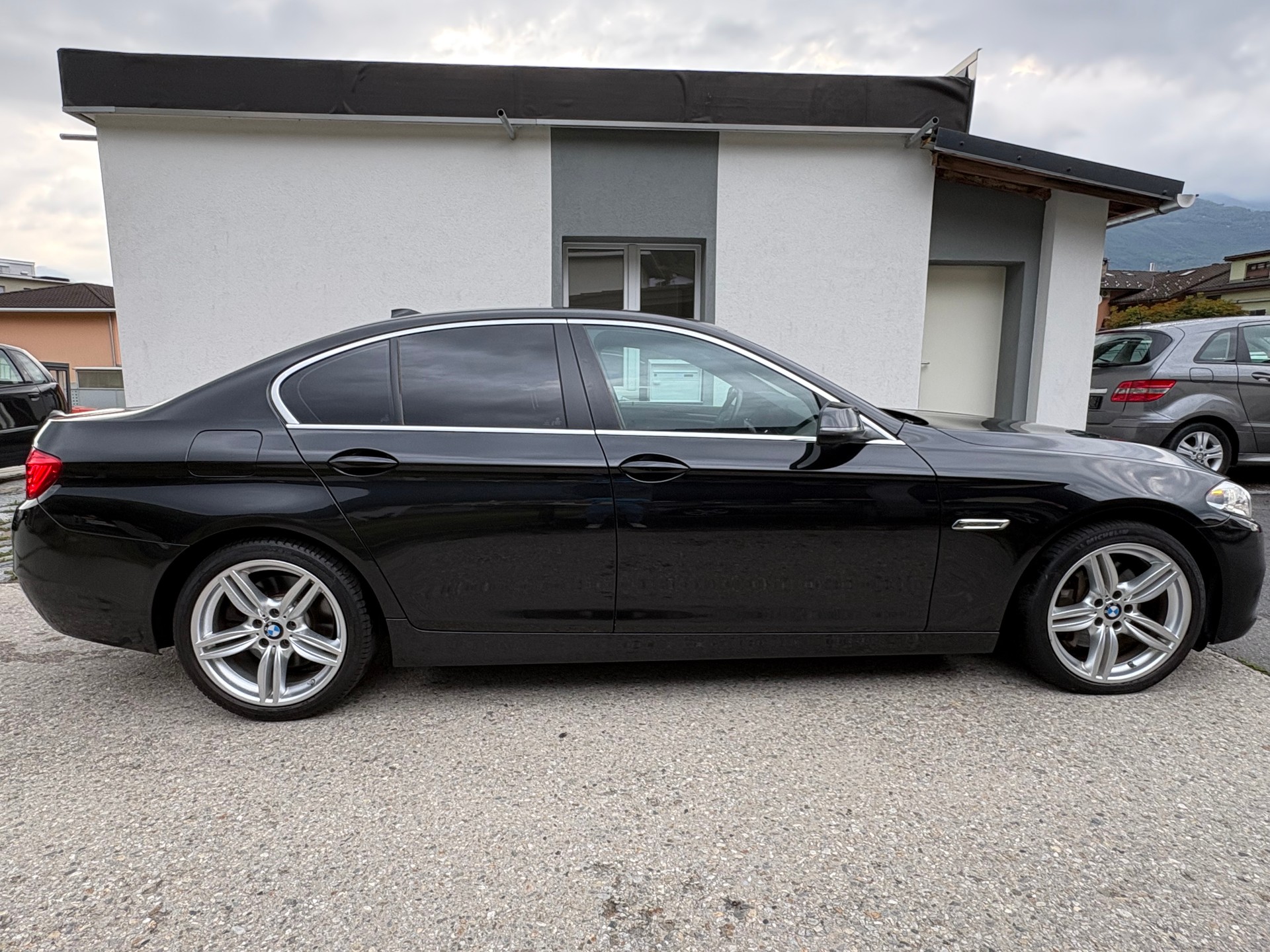 BMW 535i Modern Line-image-7