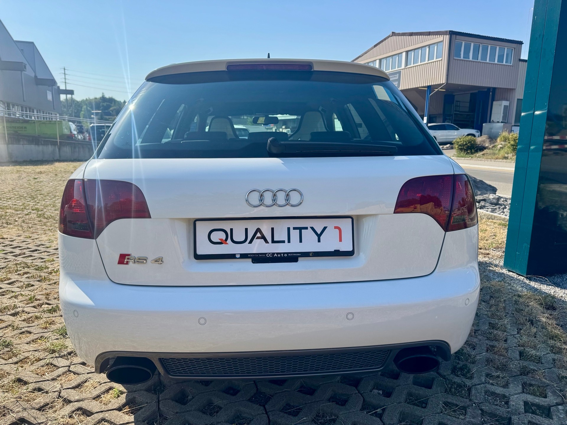 AUDI RS4 Avant 4.2 V8 quattro-image-5