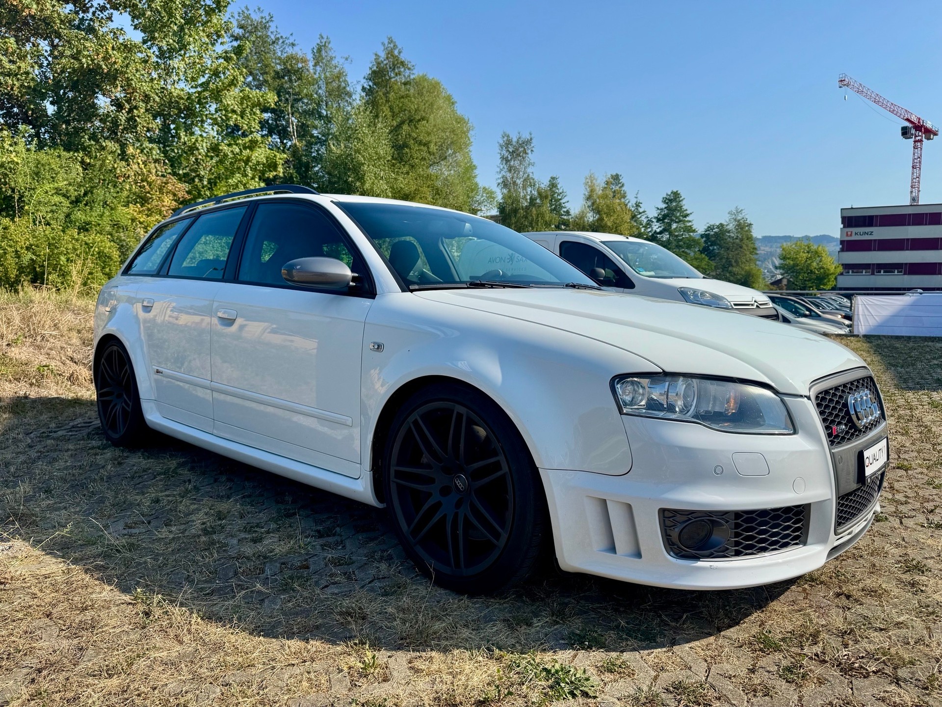 AUDI RS4 Avant 4.2 V8 quattro-image-1