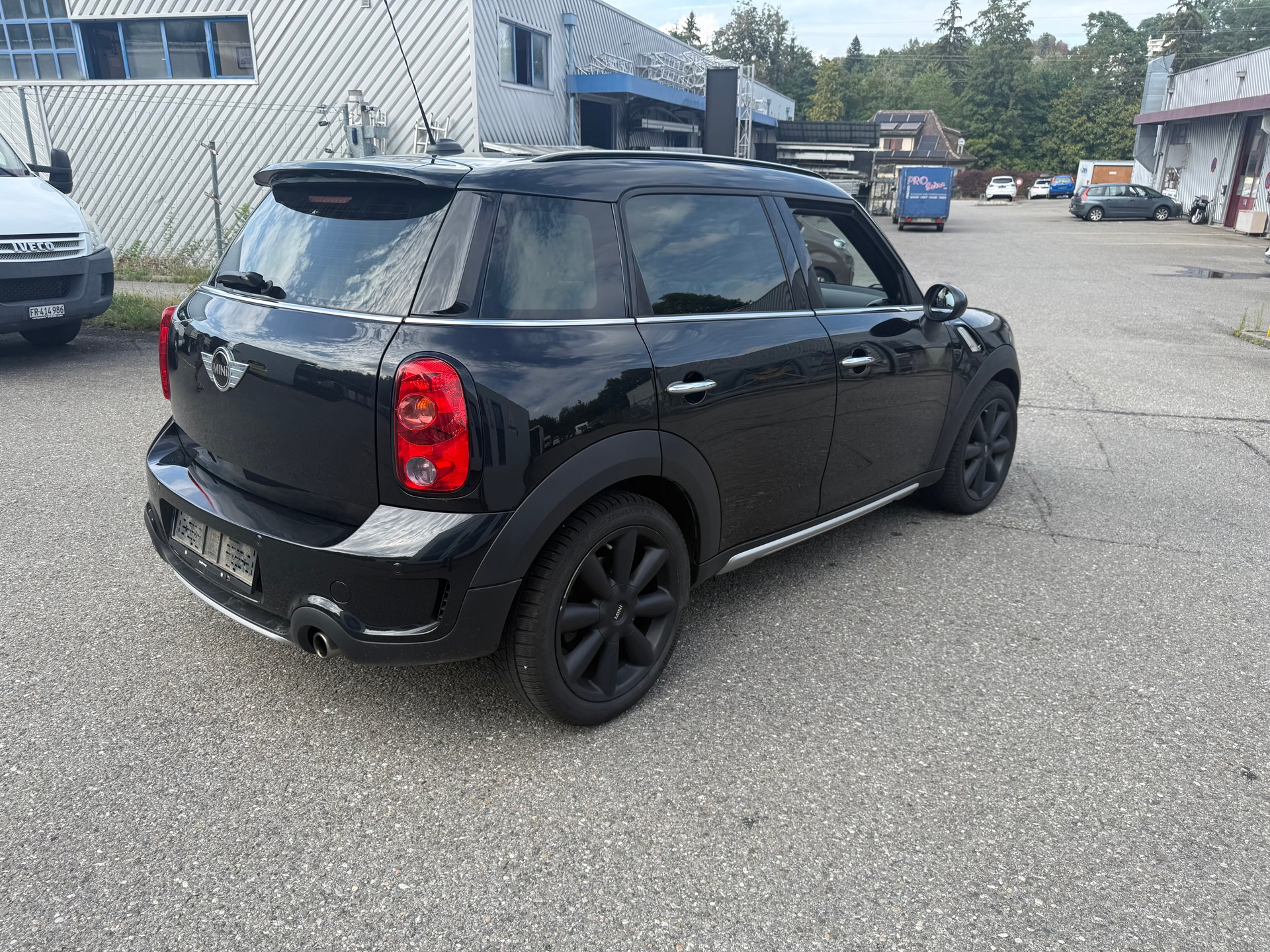 MINI Countryman Cooper S ALL4 by Burton-image-3