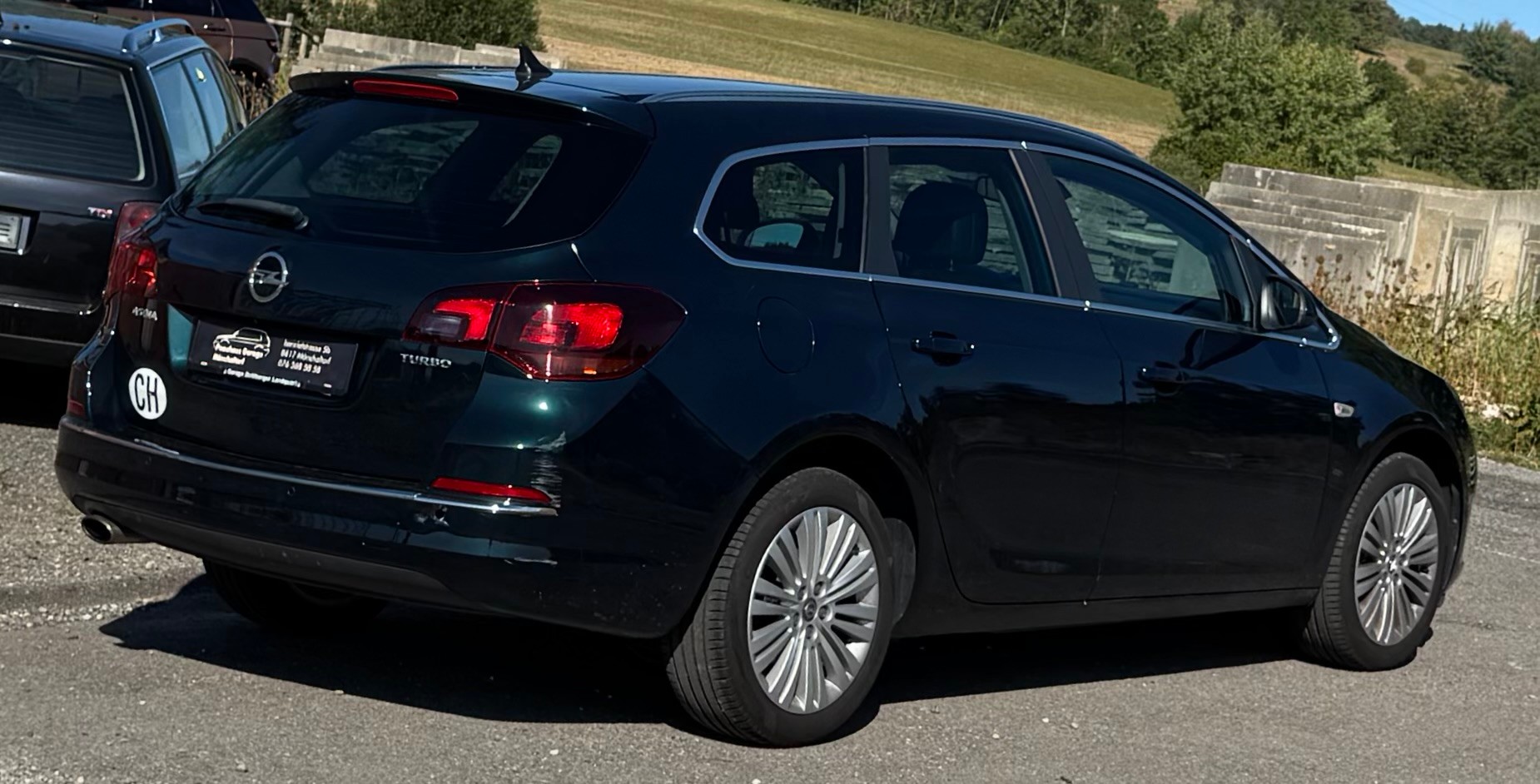 OPEL Astra SportsTourer 1.4i 16V Turbo Cosmo Automatic-image-6
